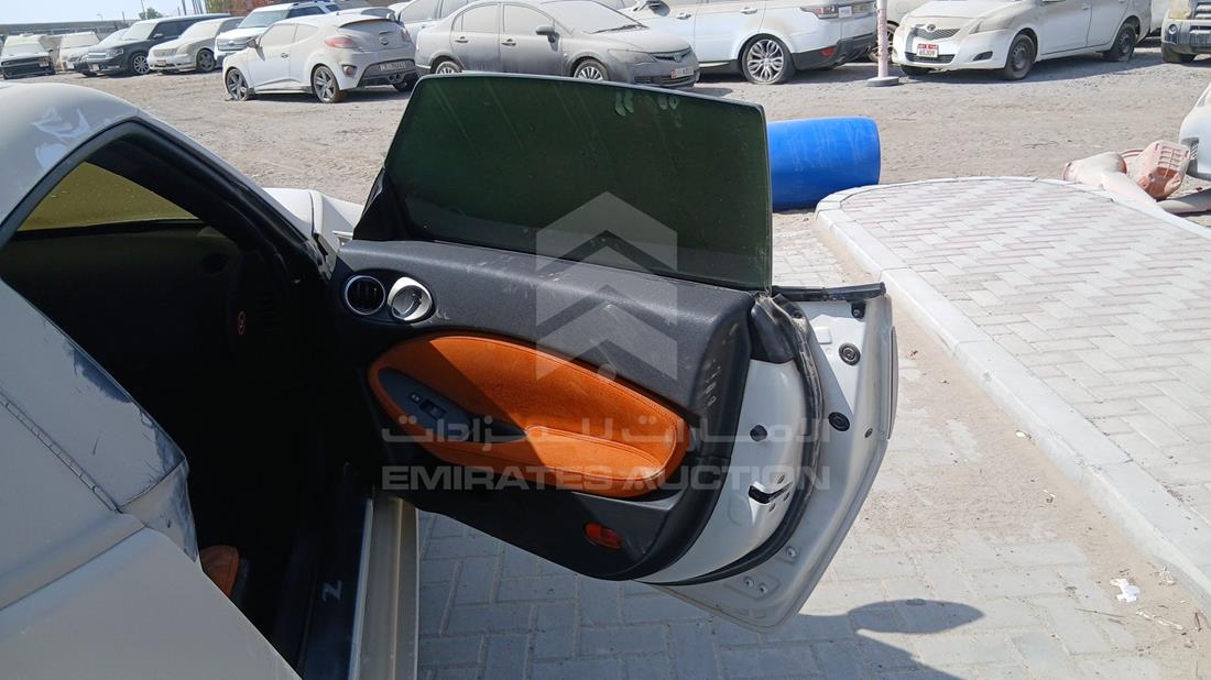 نيسان 370 Z 2014 — الباب الأمامي الأيمن — صورة 20