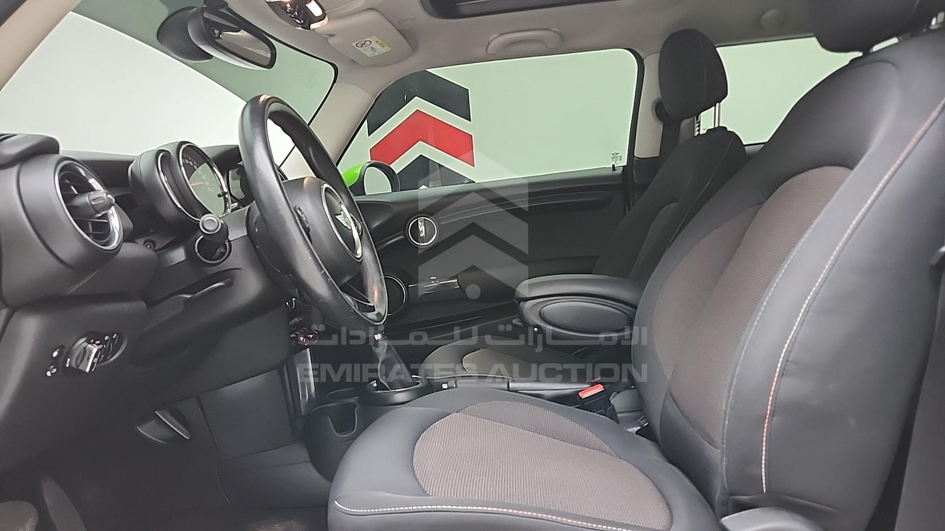 2017 MINI COOPER VIN: WMWXM5104H2A72348