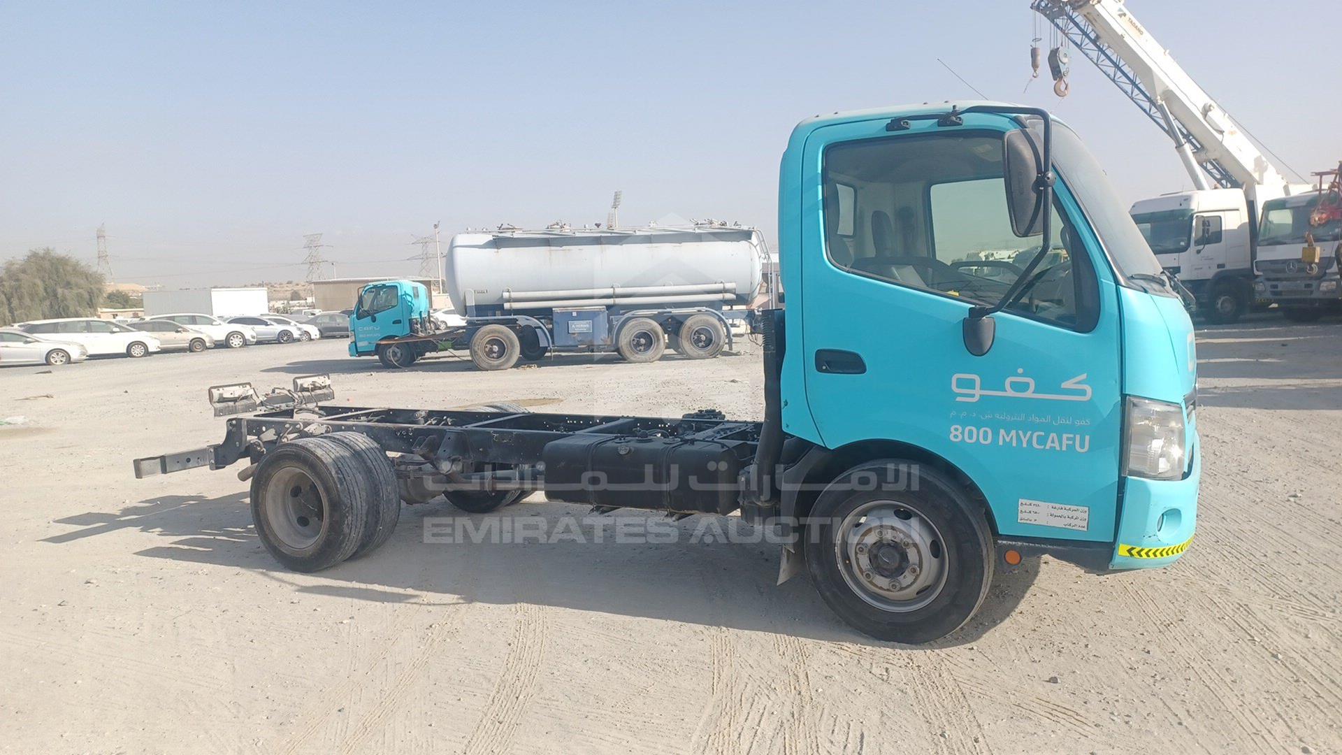 2020 HINO 300 VIN: JHHUCN1HOLK033175