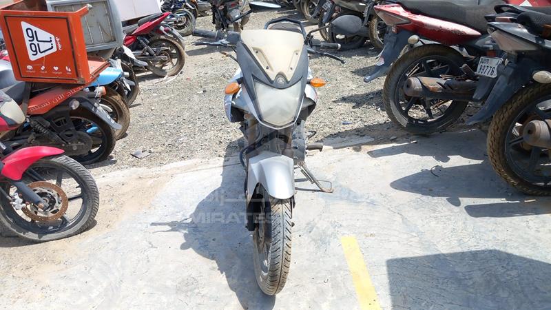 ME1KG0593D2003482 Auction: EmiratesAuction Lot: 406851 ME1KG0593D2003482 Yamaha Motorbike 2013 SILVER Photo 1