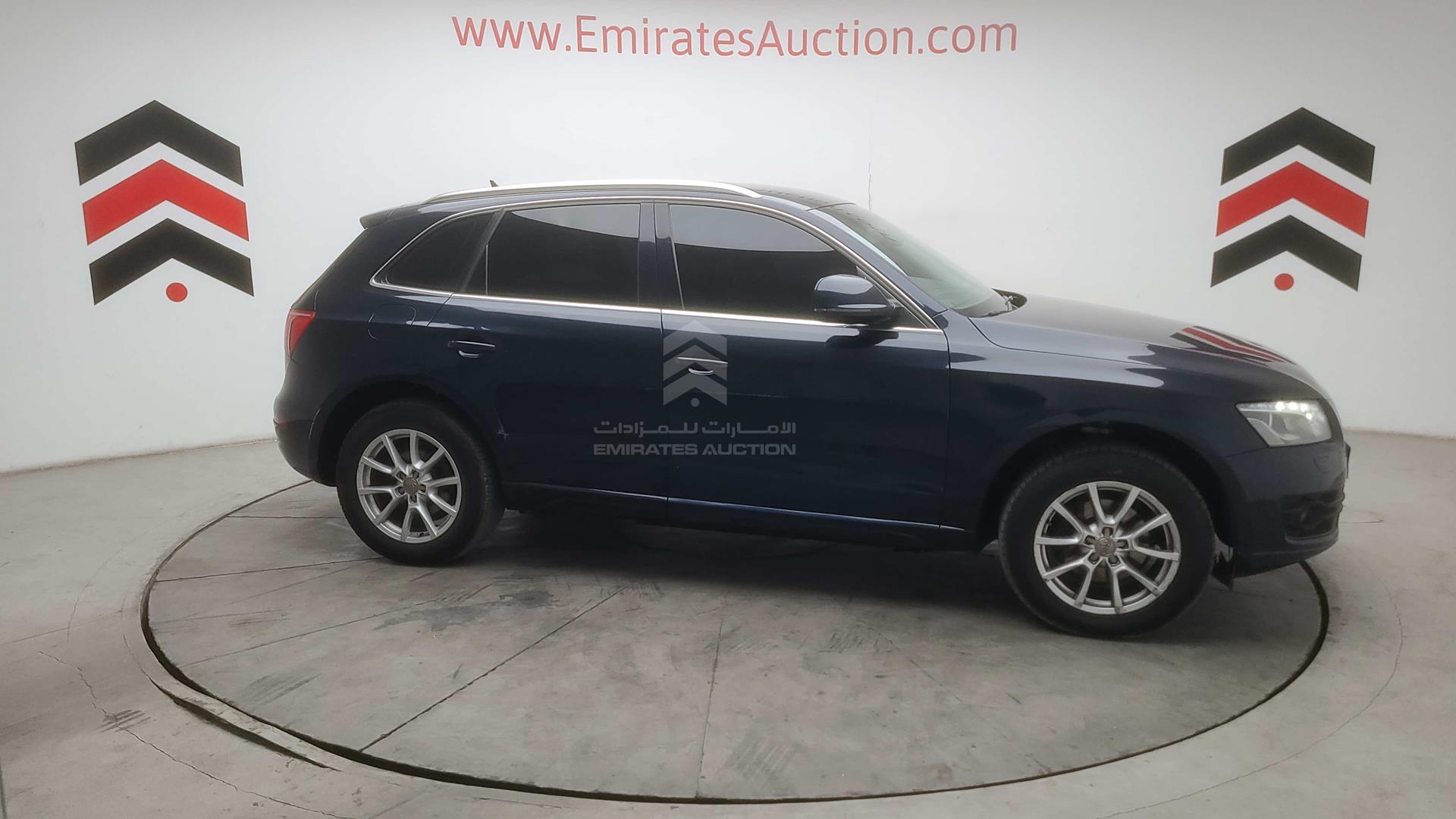 2011 AUDI Q5 VIN: WAUCFC8R2HA042938