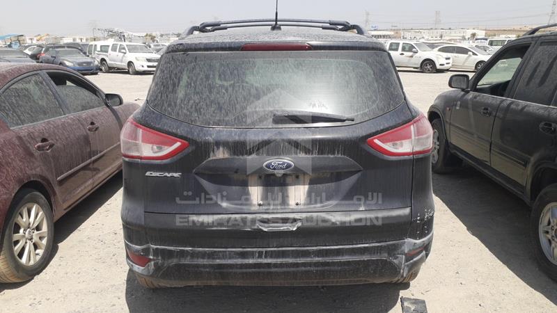1FMCU0F70EUC03424 Auction: EmiratesAuction Lot: 405470 1FMCU0F70EUC03424 Ford Escape 2014 BLACK Photo 8