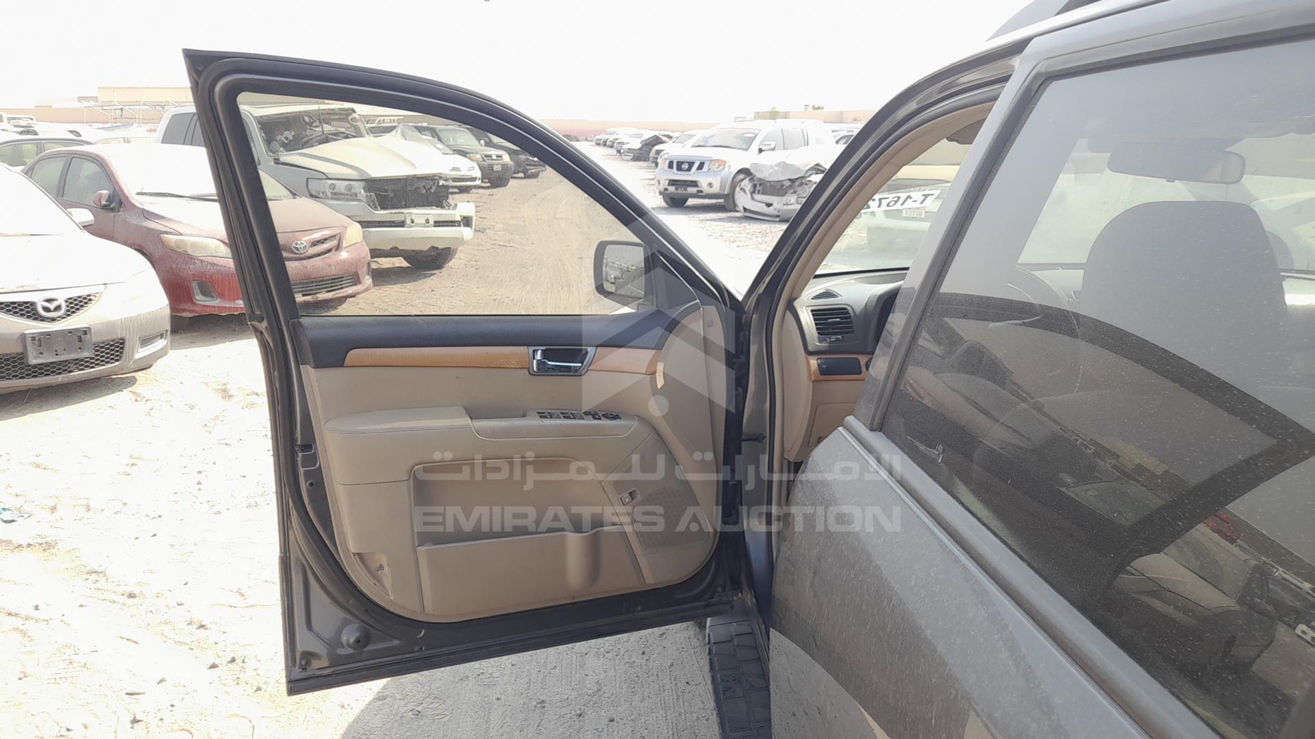 2016 KIA MOHAVE VIN: KNAKM8119G5144613