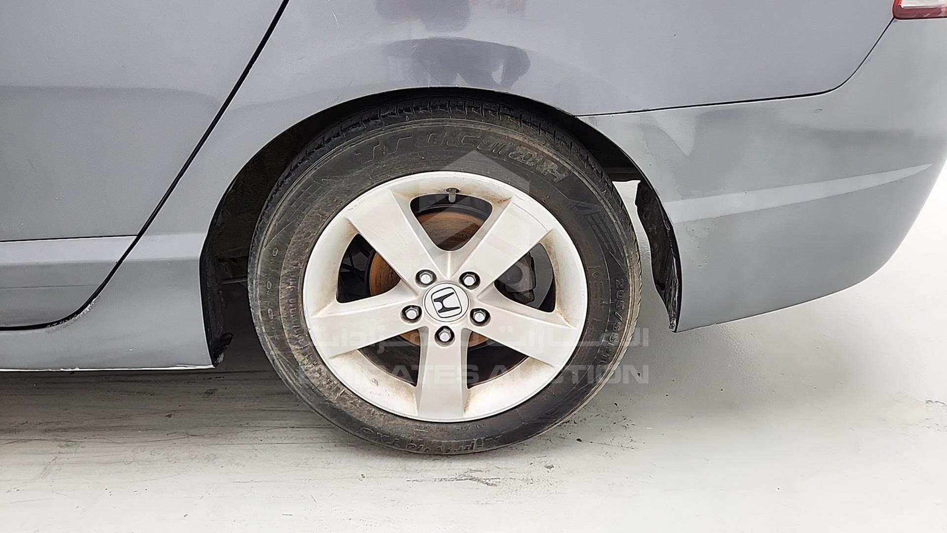 2010 HONDA CIVIC VIN: JHMFD1632AS404749