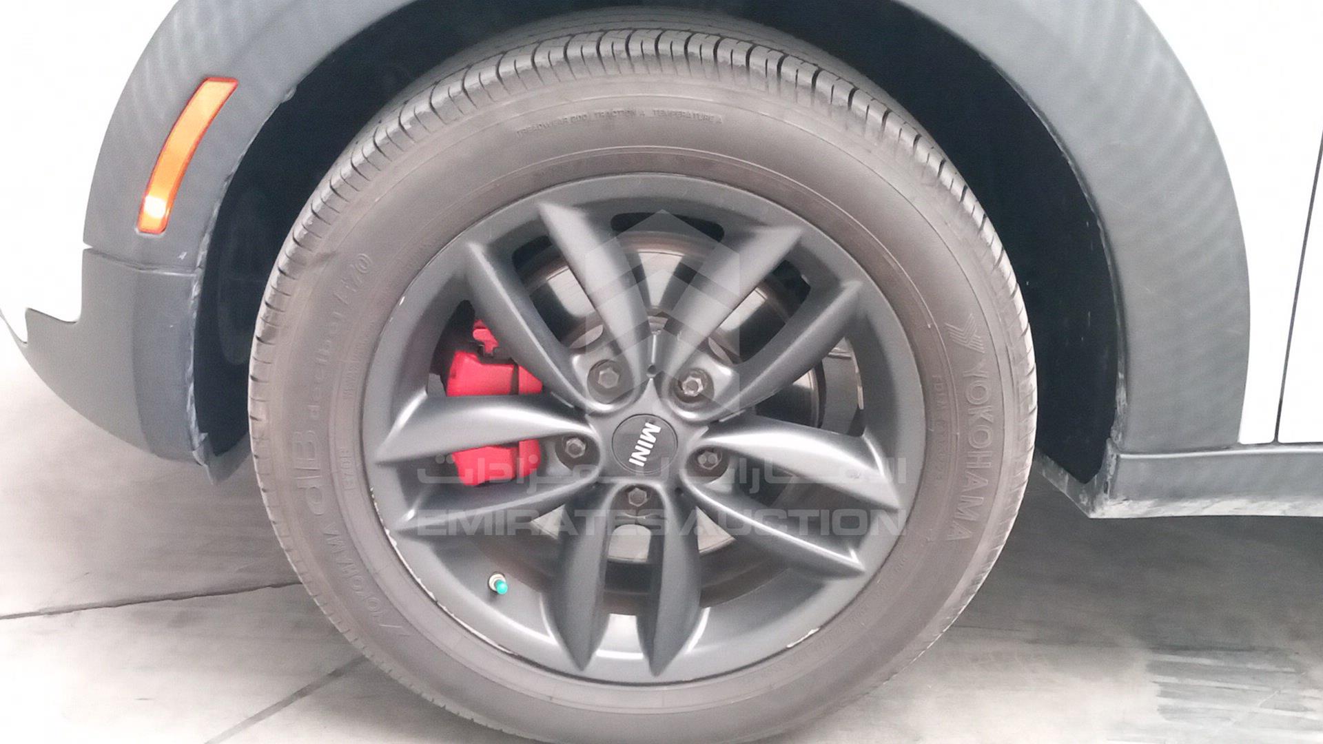 2012 MINI COOPER VIN: WMWZC3C55CWL81902