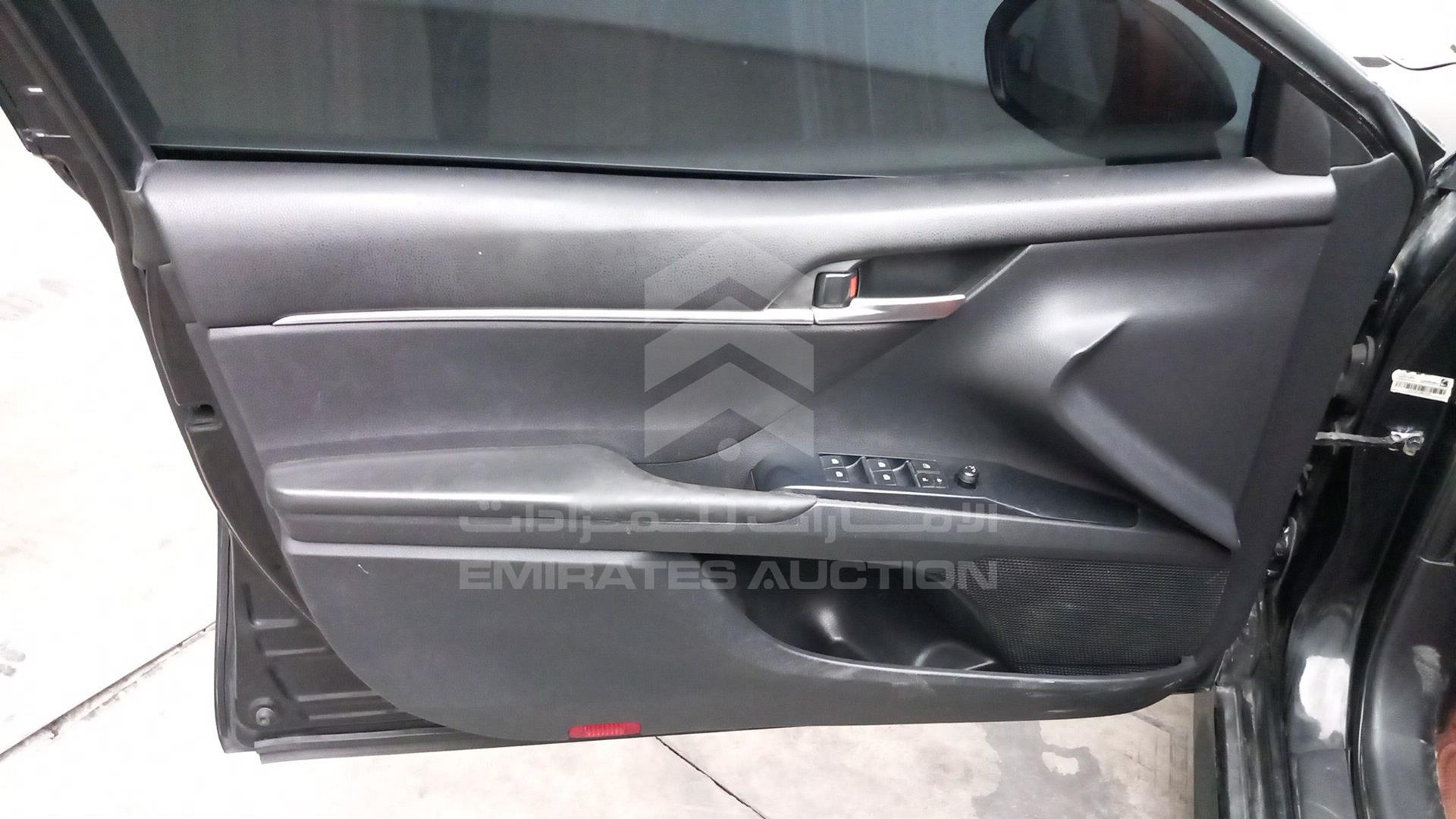 2018 TOYOTA CAMRY VIN: JTNB29HK5J3011956