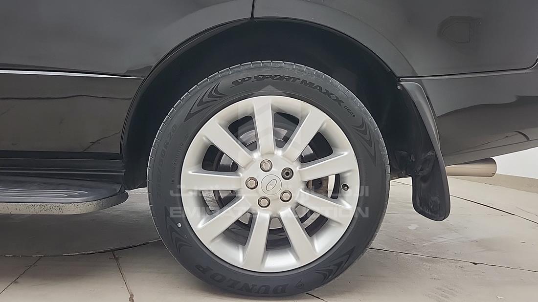 2008 Range Rover Vogue — Rear Left Tyre — Photo 37