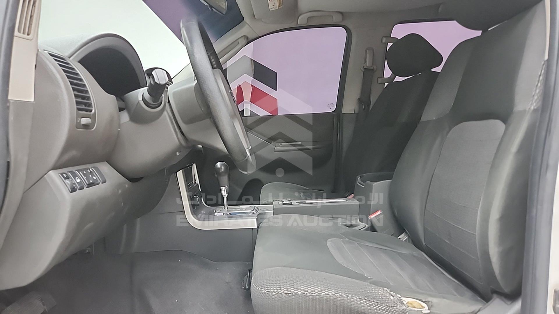 2015 NISSAN PATHFINDER VIN: VSKLR11A9FA581435