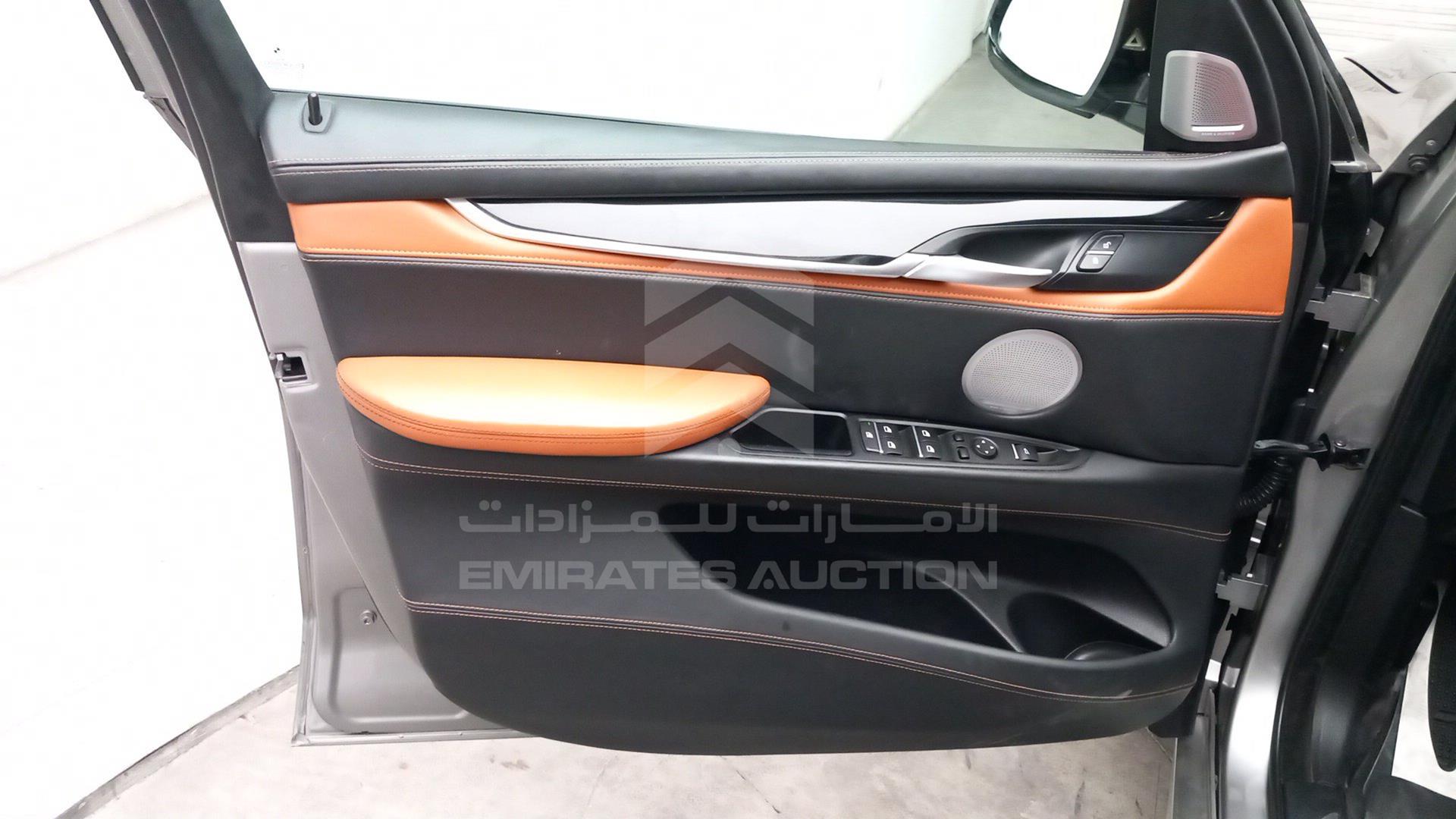 2015 BMW X5 VIN: WBSKT6105F0C88524