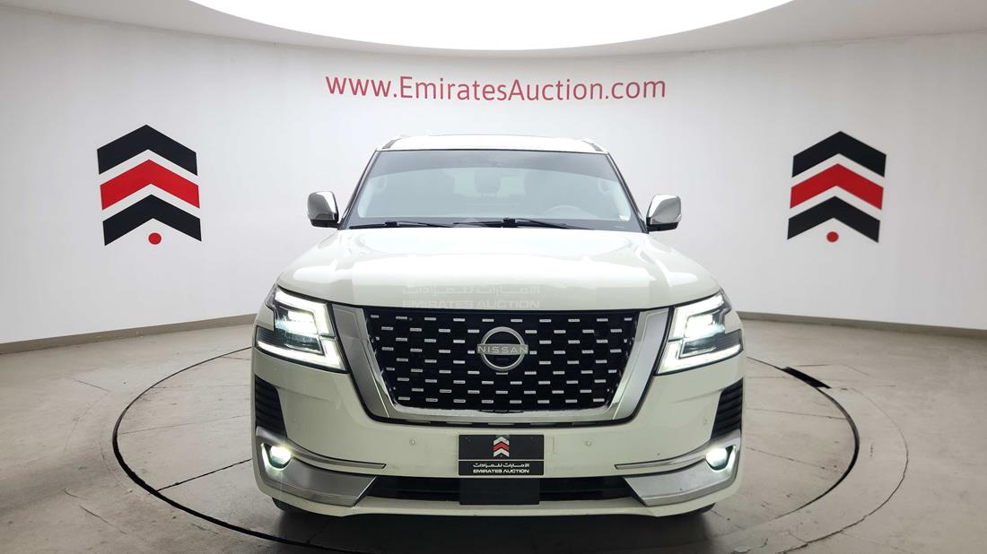 2011 Nissan Patrol — 360-degree view