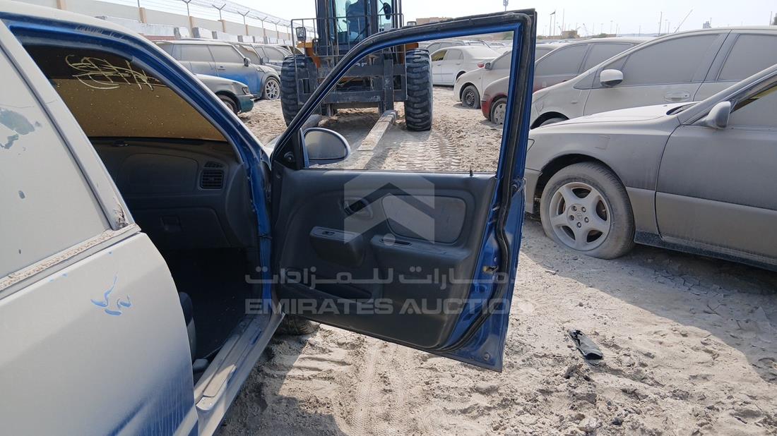 2008 Suzuki Alto — Front Right Door — Photo 24