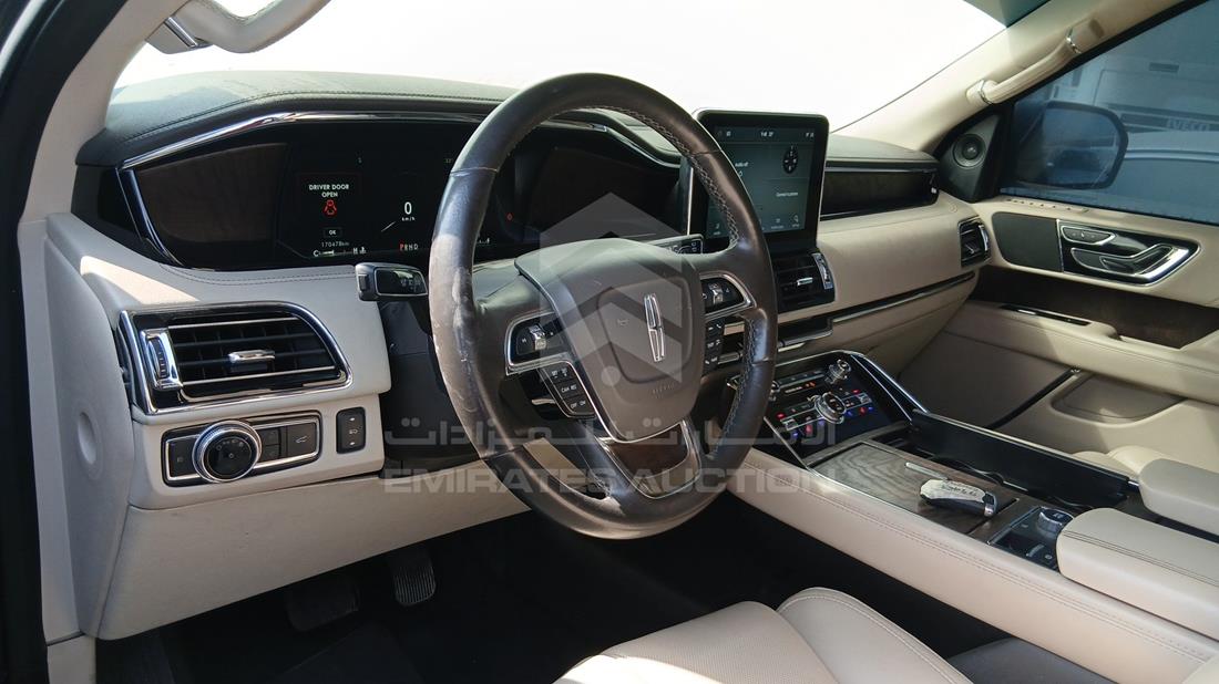 2021 Lincoln Navigator — Full Dashboard View — Photo 16