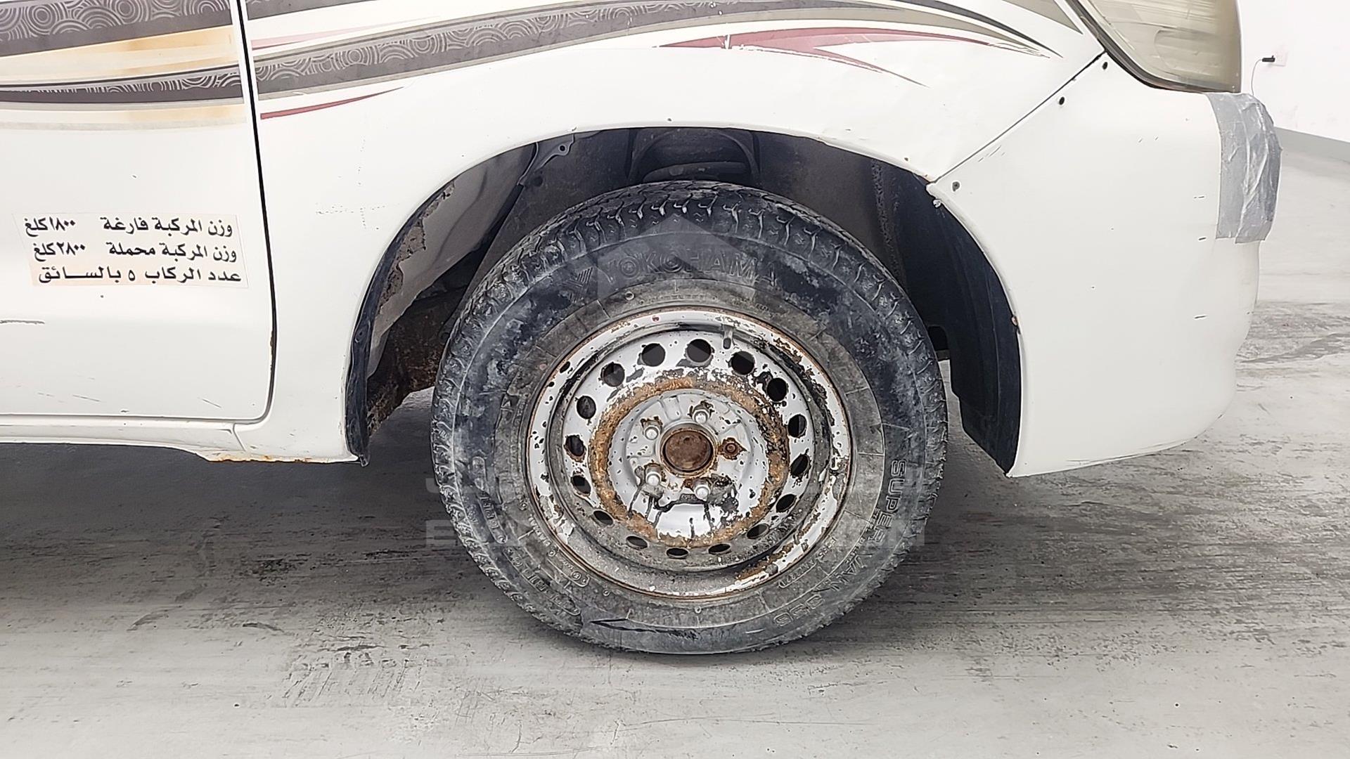 2015 TOYOTA HILUX VIN: MR0EX12G8F2357748