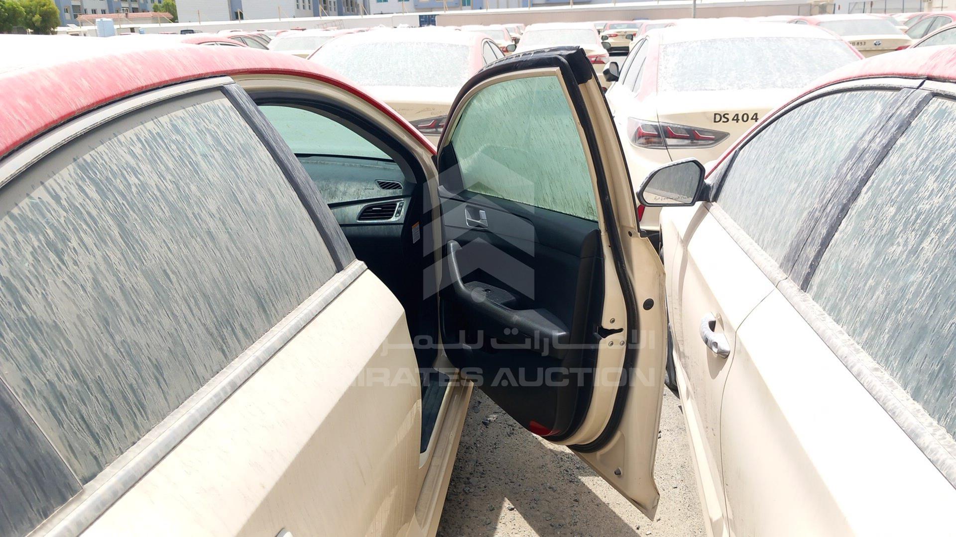 2019 HYUNDAI SONATA VIN: KMHE24138KA092970