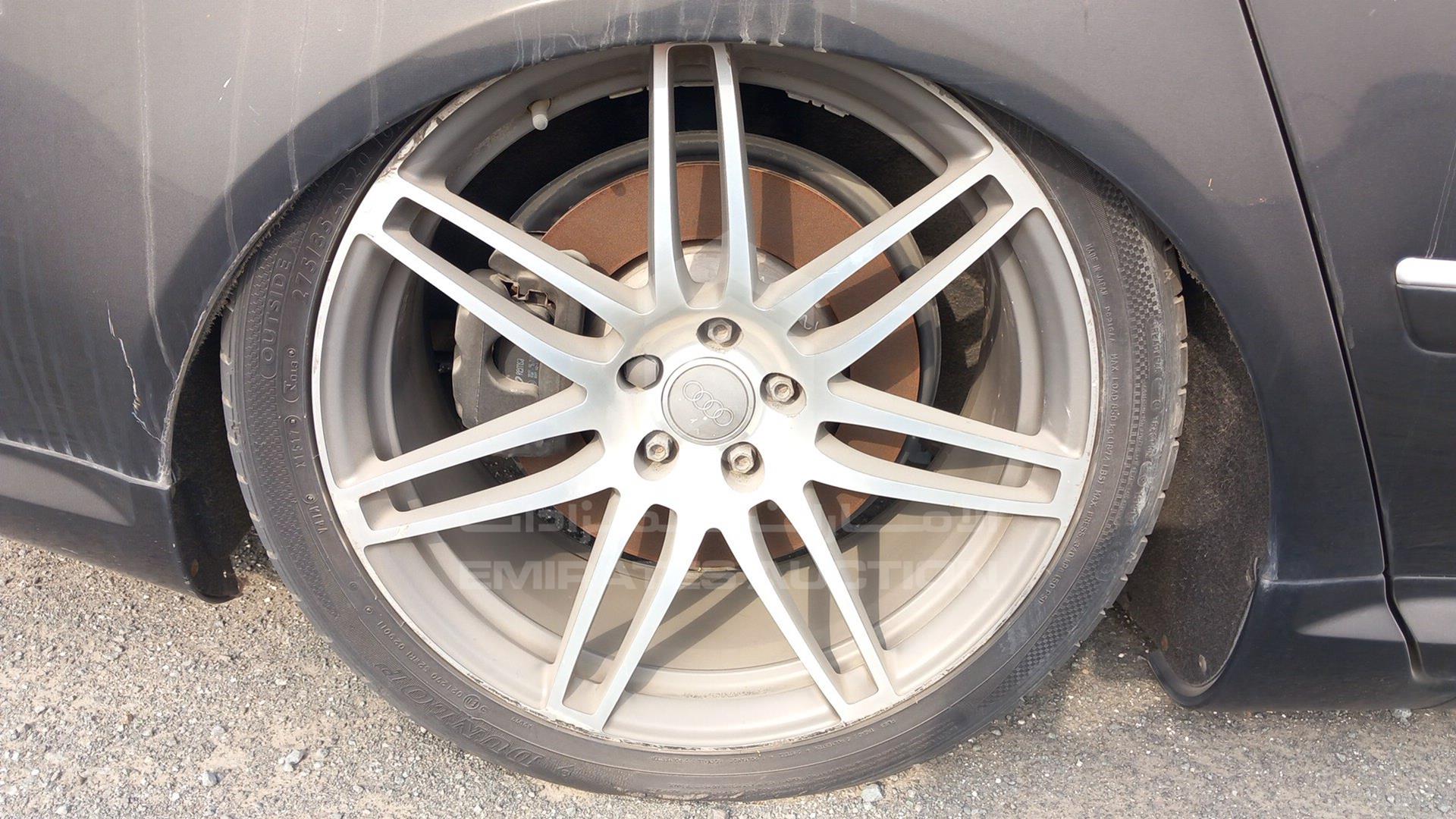 2008 AUDI S8 VIN: WAUPN44E78N000439