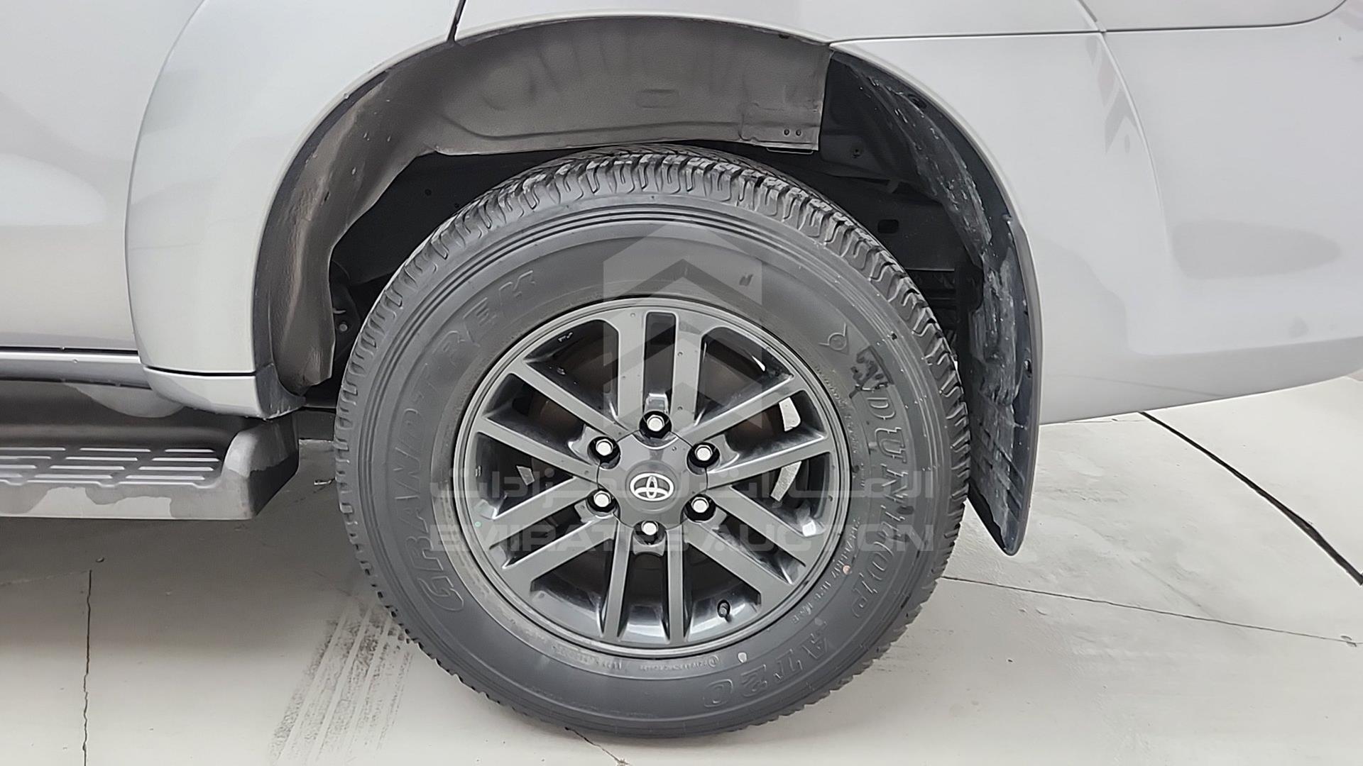 2015 TOYOTA FORTUNER VIN: MHFYU59G9F7043356