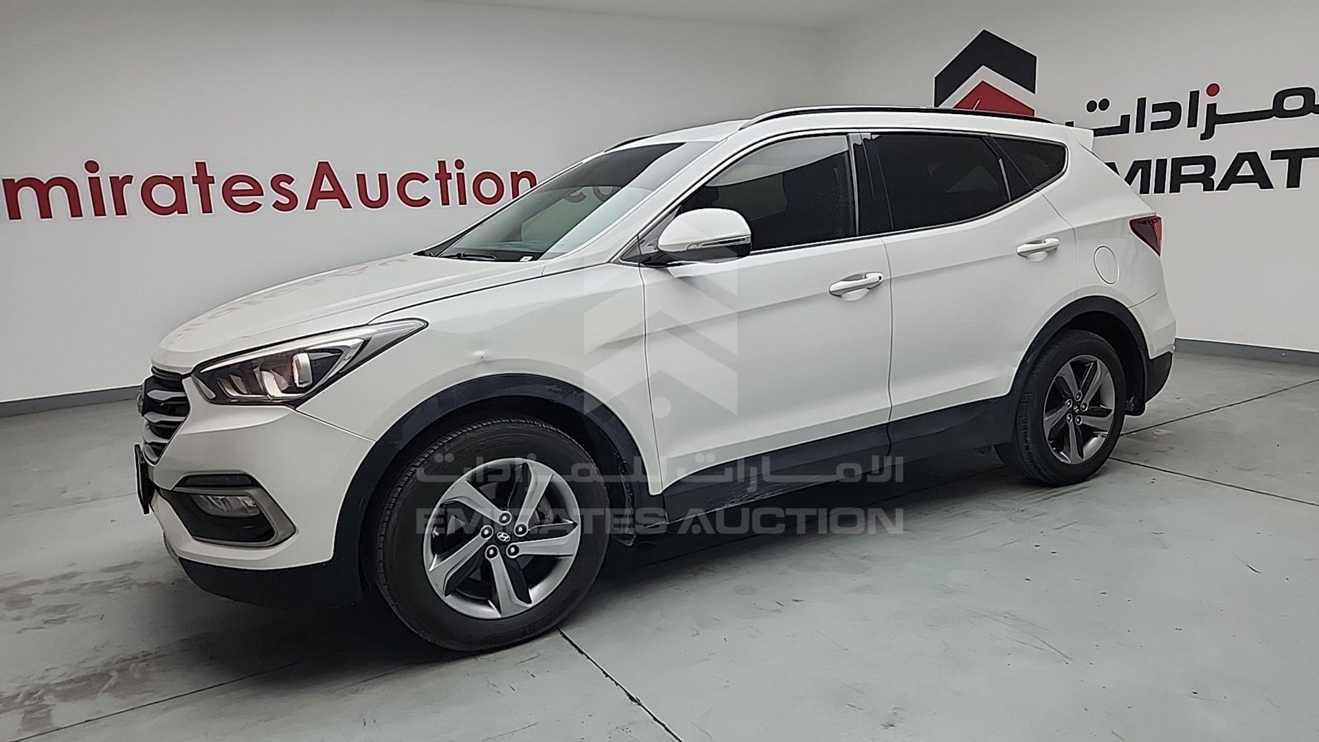 2017 HYUNDAI SANTA FE VIN: KMHST81CXHU647299