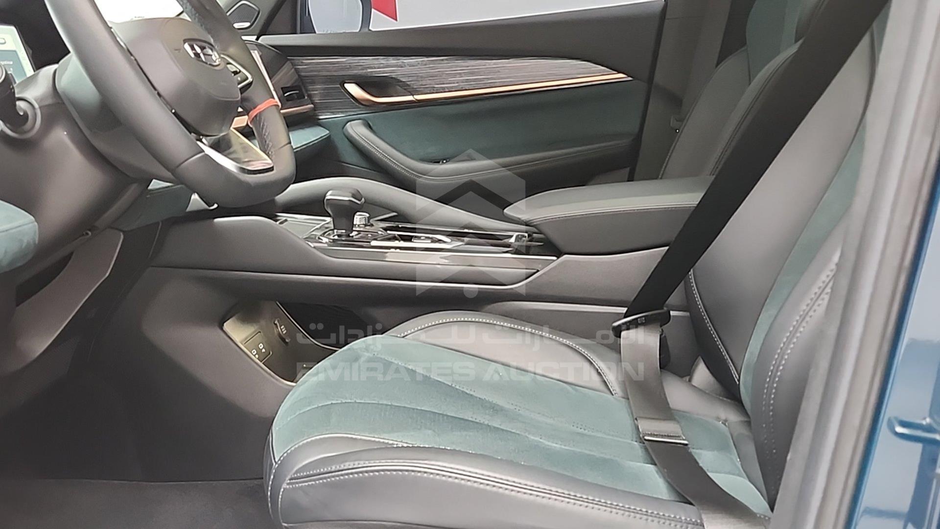 2024 GEELY MONJARO VIN: LB3KX2S13RS005710