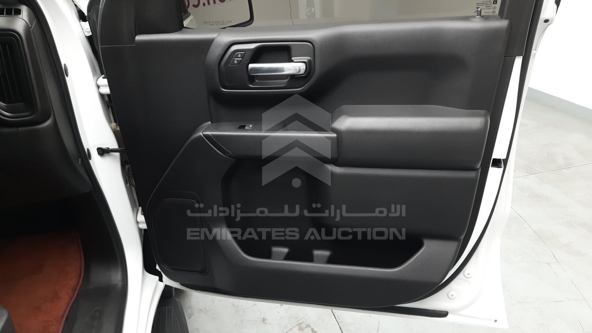 2019 CHEVROLET SILVERADO VIN: 1GCRWAEH2KZ289813