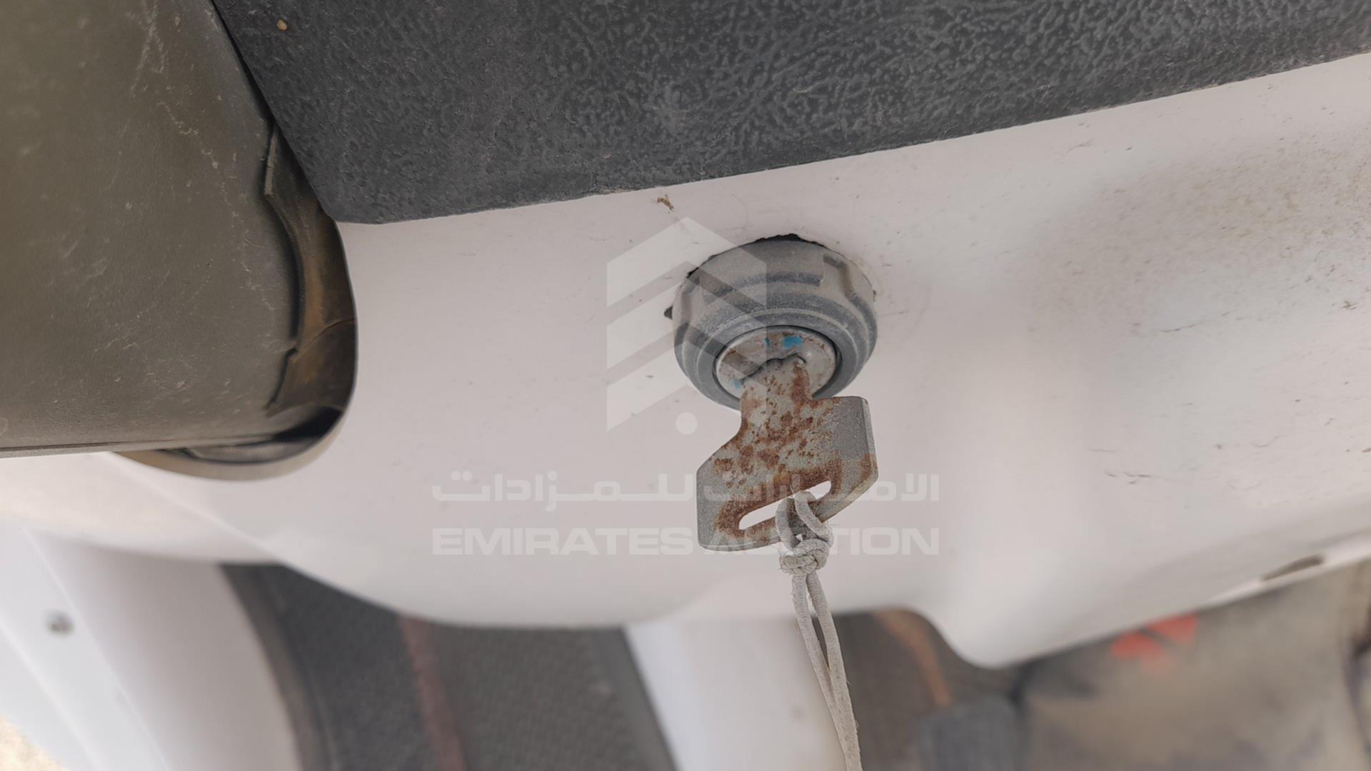 0 ELECTRIC VEHICLE --- VIN: 5ASGTHA40BF052987