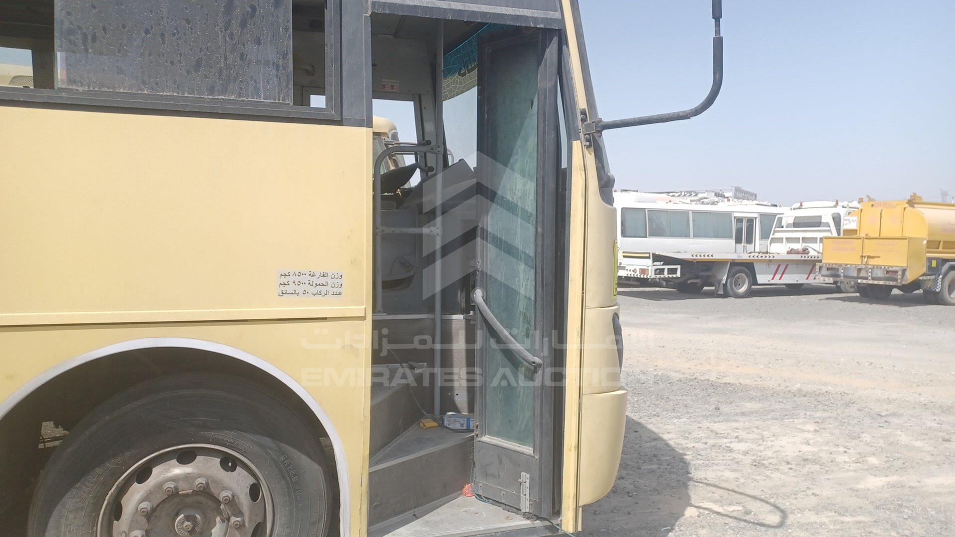 2014 TATA LPO1618 VIN: MAT449253E0L00934