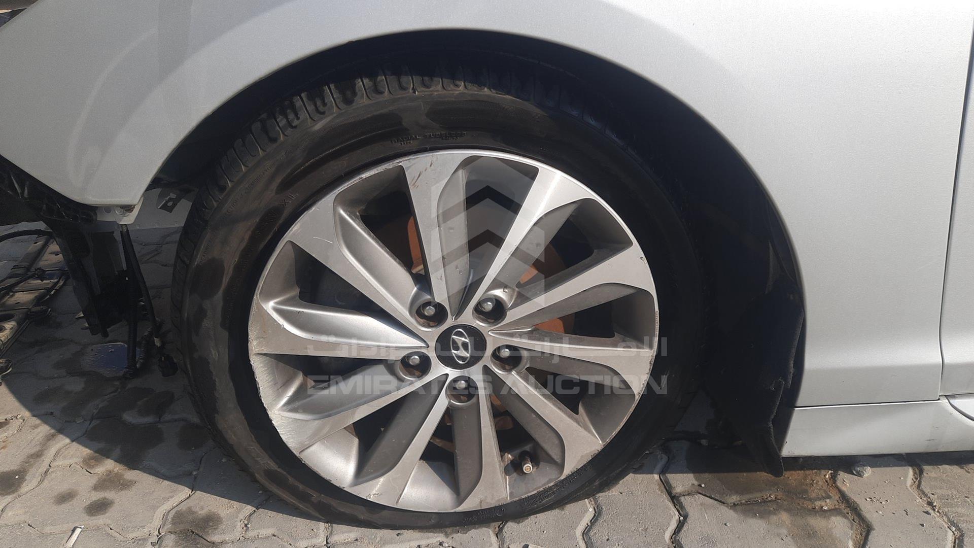 2016 HYUNDAI SONATA VIN: 5NPE34AF4GH278176