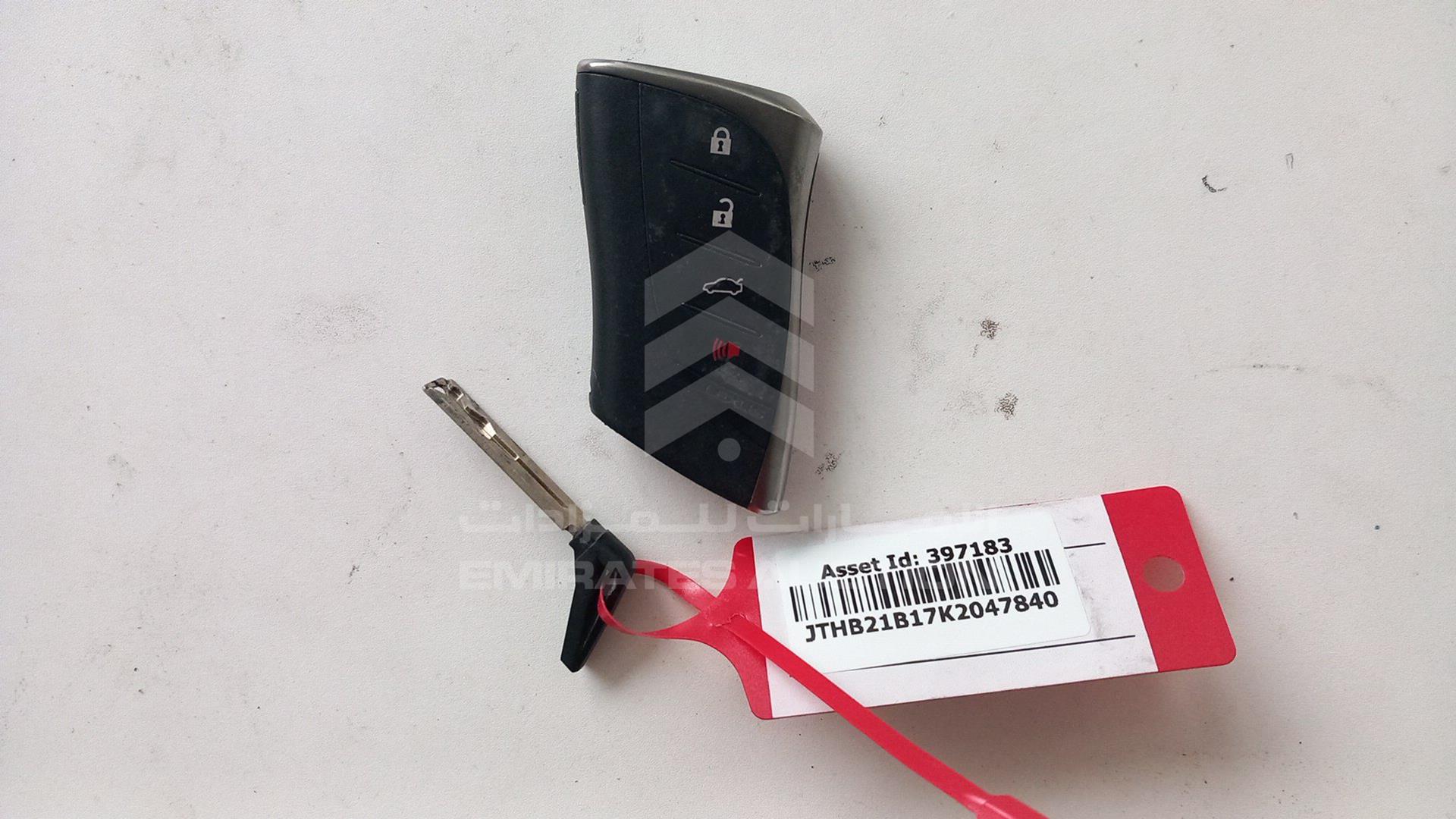 2019 LEXUS ES 300H VIN: JTHB21B17K2047840