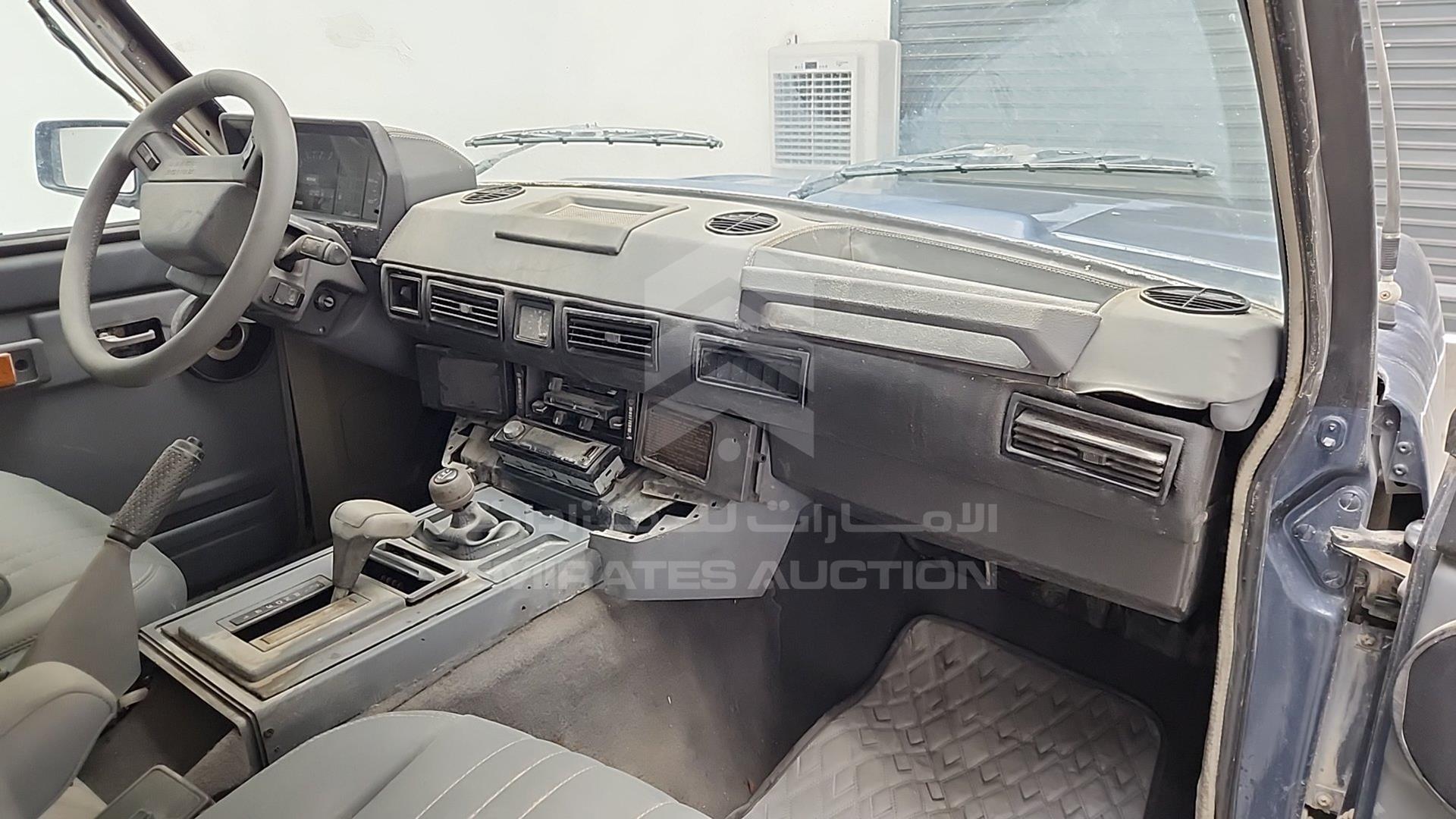 1987 LAND ROVER RANGE ROVER VIN: SALHV1140HA296647