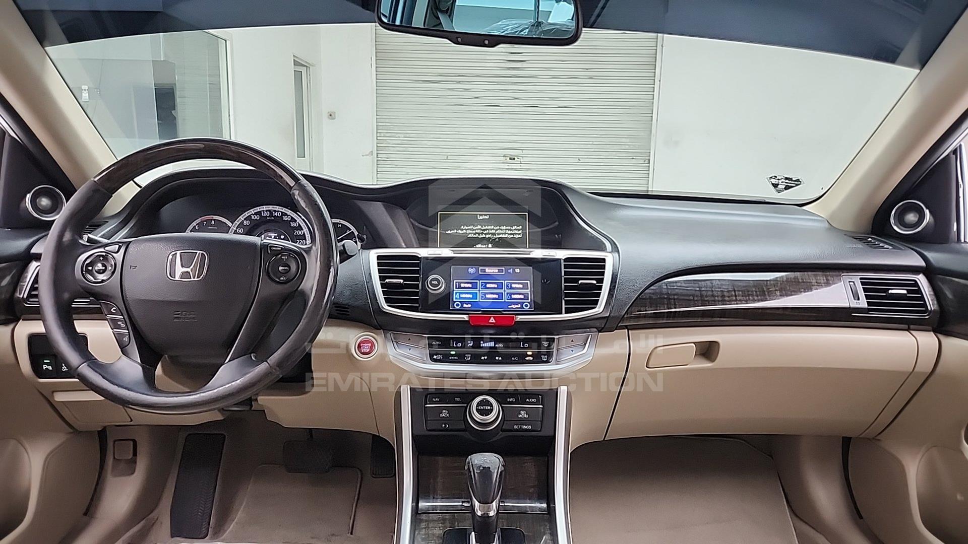 2016 HONDA ACCORD VIN: LUCCR3668G3400375