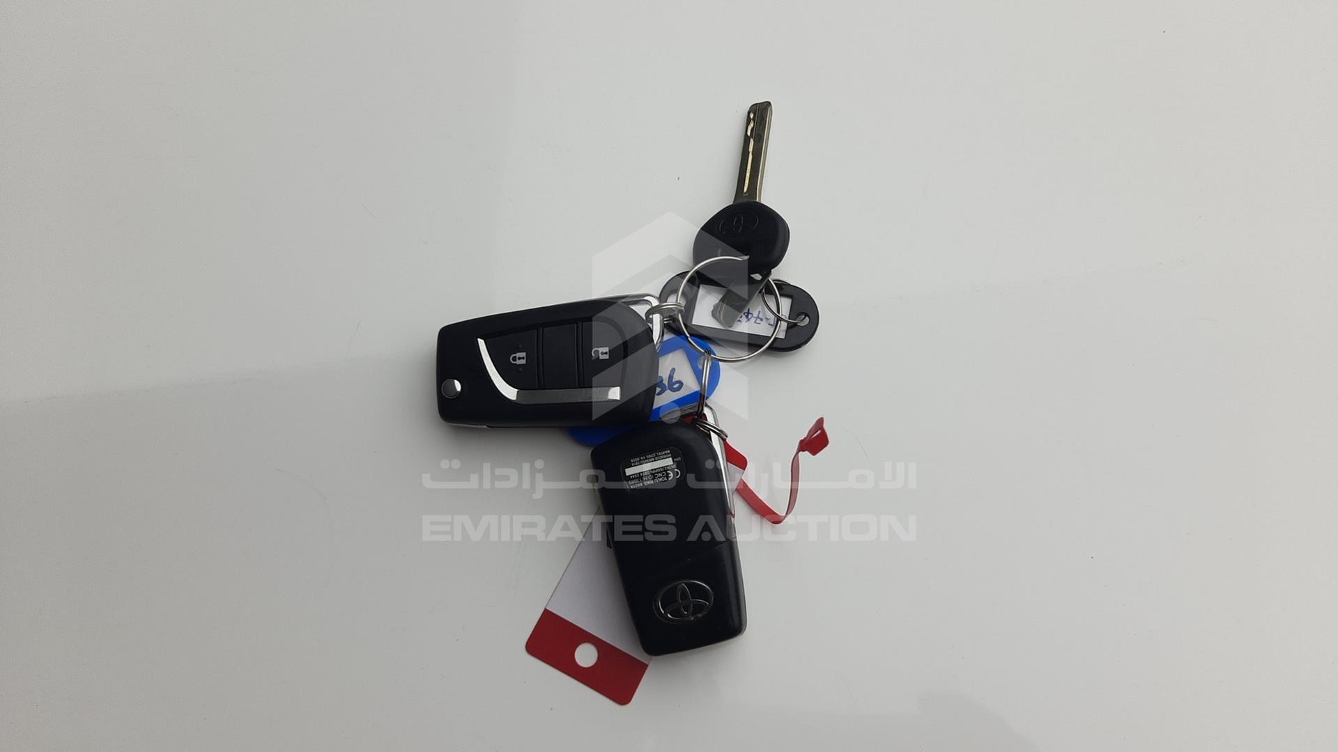 2019 TOYOTA HILUX VIN: MR0JX9CDXK4085400