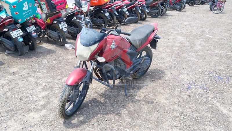 ME4KC20BXJ8001564 Auction: EmiratesAuction Lot: 406922 ME4KC20BXJ8001564 Honda Unicorn 160 2018 RED Photo 5
