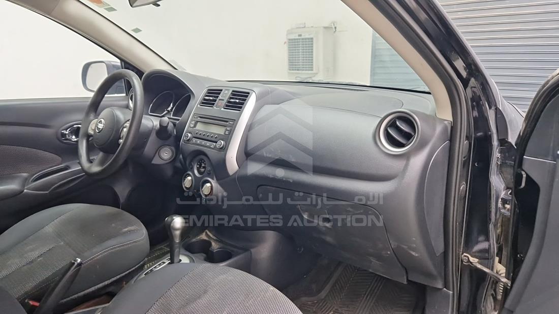 نيسان فيرسا 2014 — زاوية واجهة الراكب الأمامي الأيمن — صورة 28