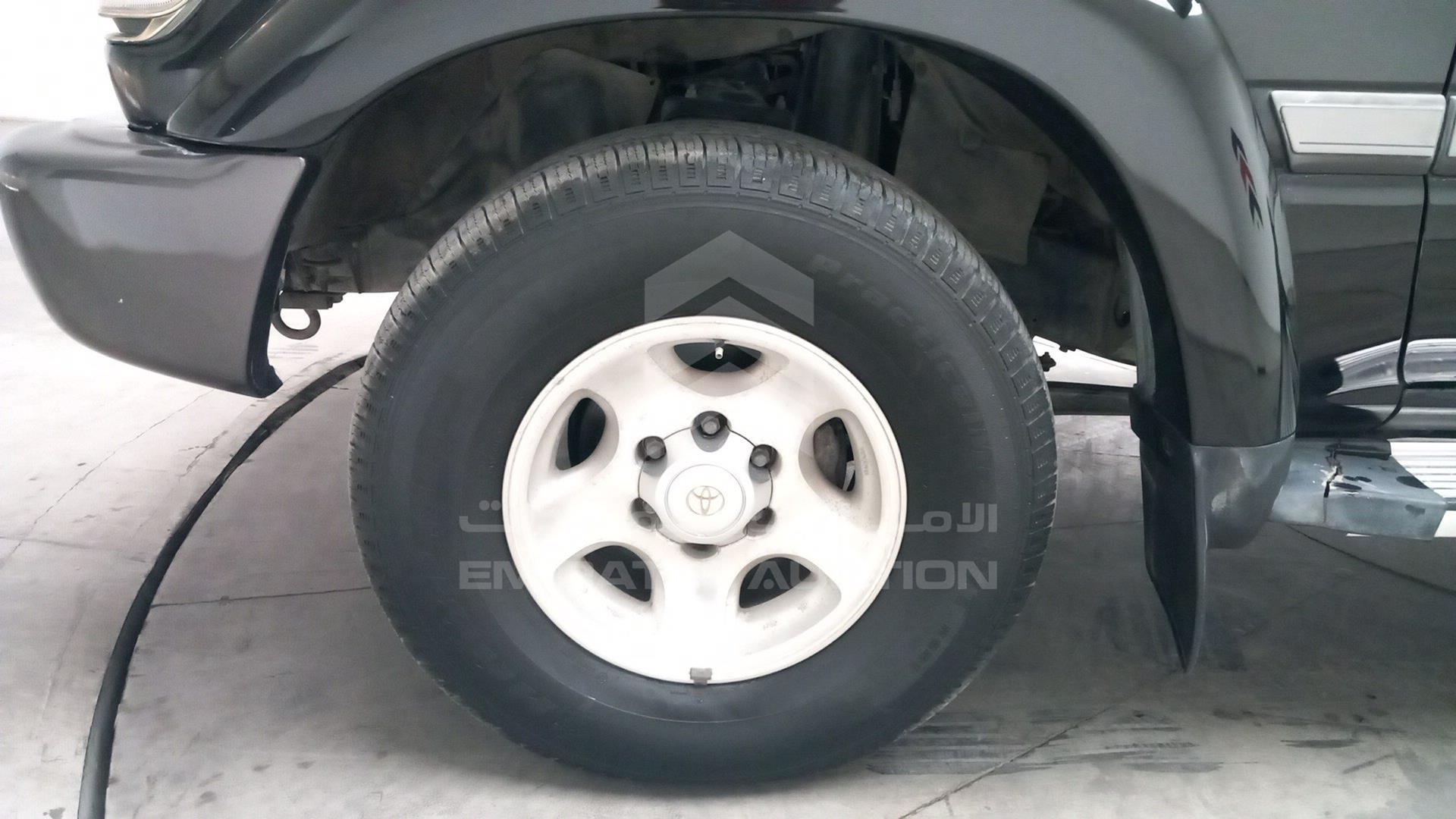 1996 TOYOTA LAND CRUISER VIN: FZJ800115226