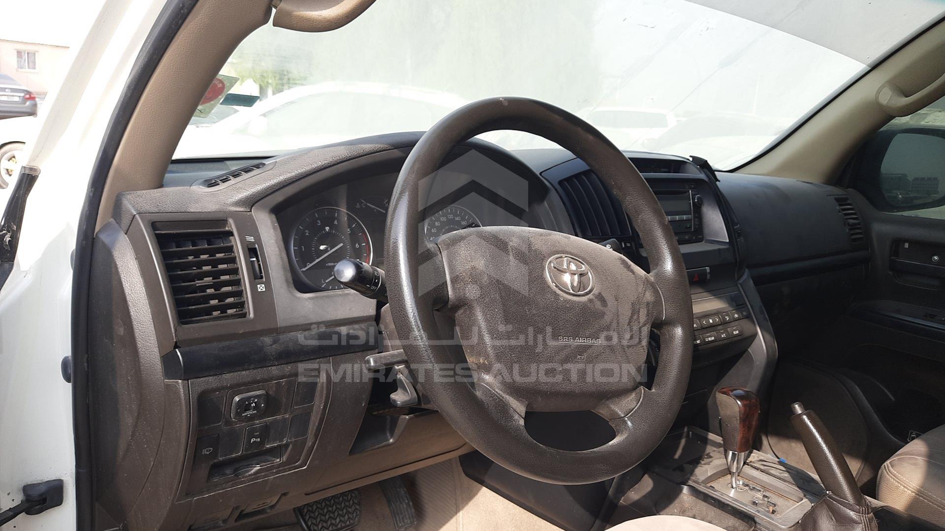2008 TOYOTA LAND CRUISER VIN: JTMHU09J385007509
