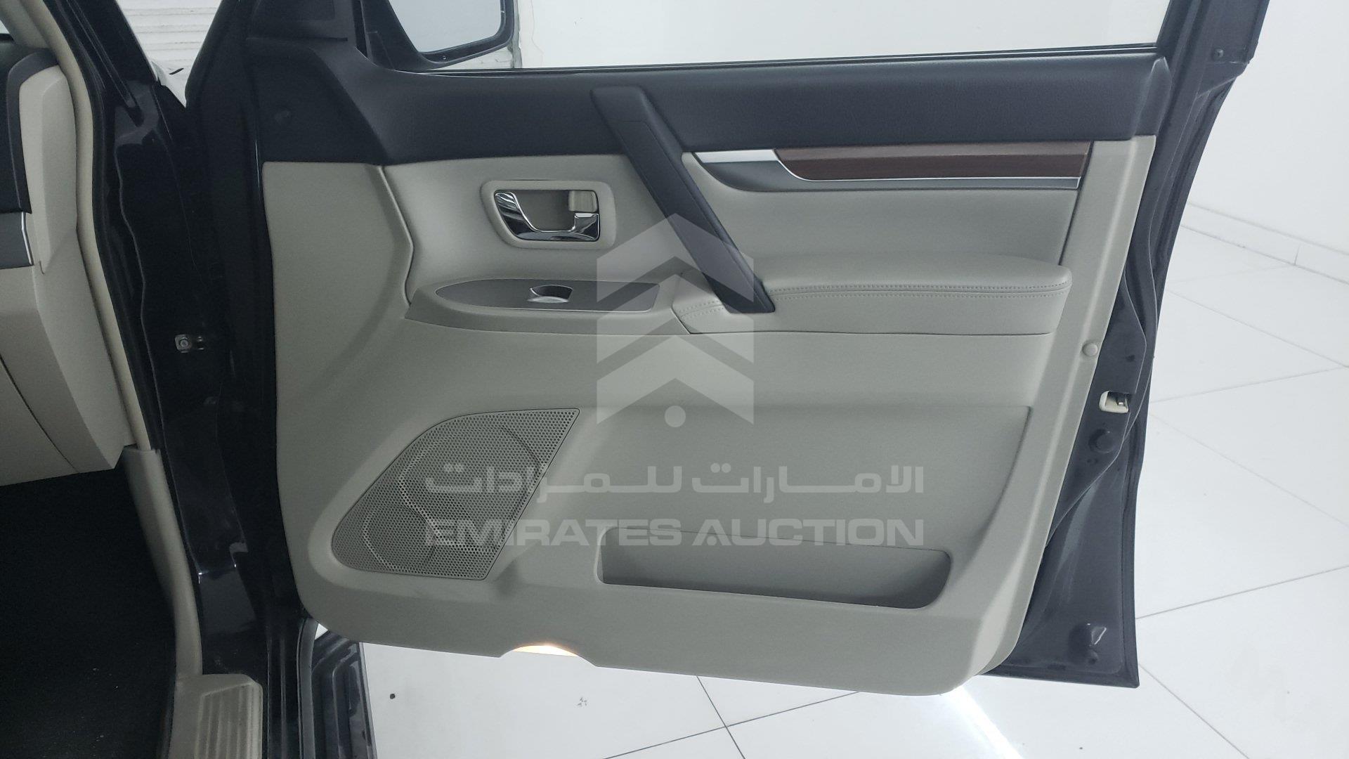 JMYLRV93W9J707314 - 2009 Mitsubishi Pajero - #459998