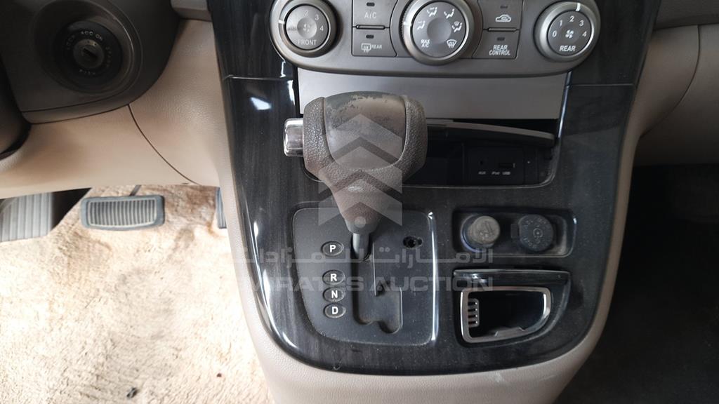 KNAMH817XB6421273 - 2011 KIA CARNIVAL - #520934