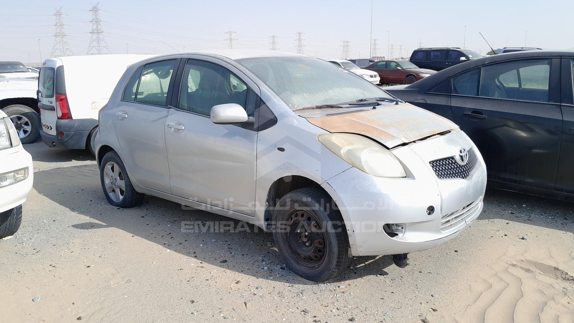2007 TOYOTA YARIS VIN: JTDKW923675047131