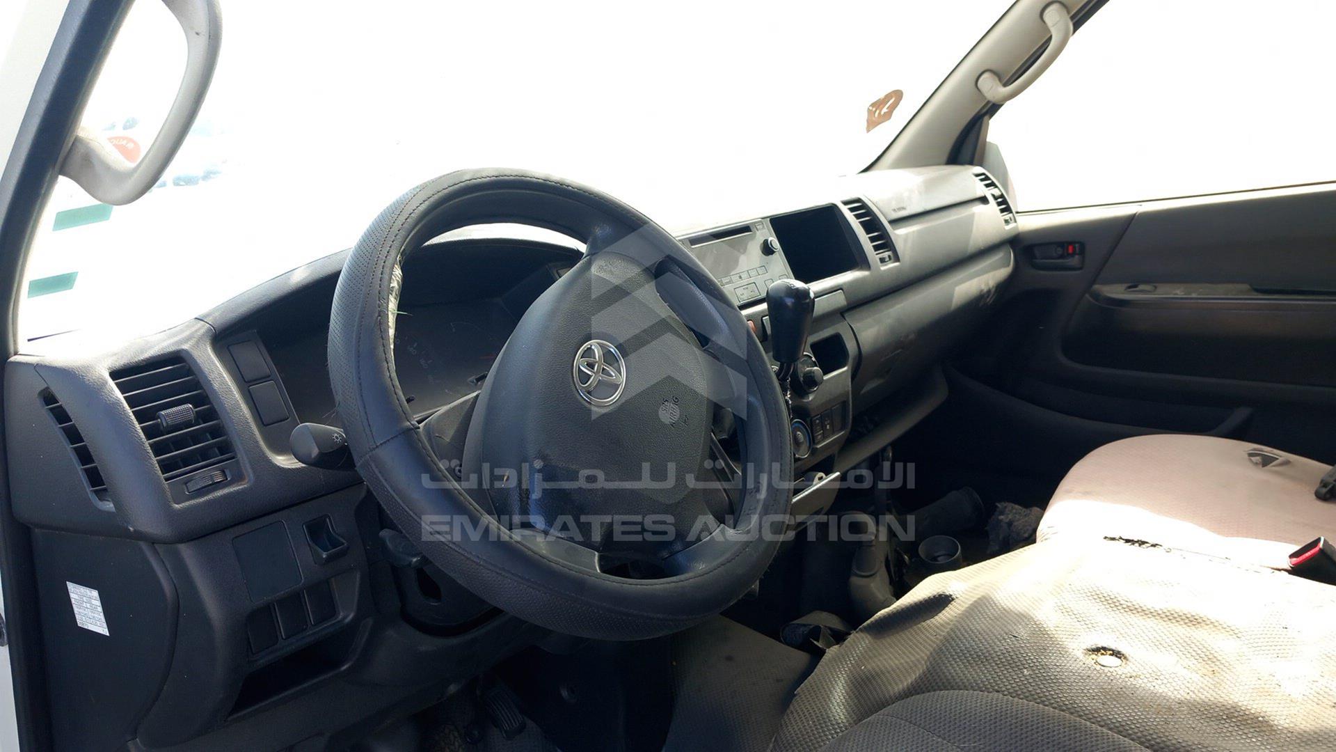 2015 TOYOTA HIACE VIN: JTGRX12P6F8046402