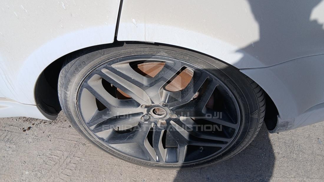 2015 Range Rover Sport — Rear Left Tyre — Photo 31