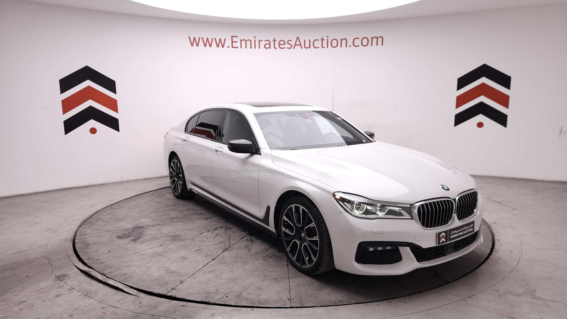 2019 BMW 750 VIN: WBA7F0C53KGM24963