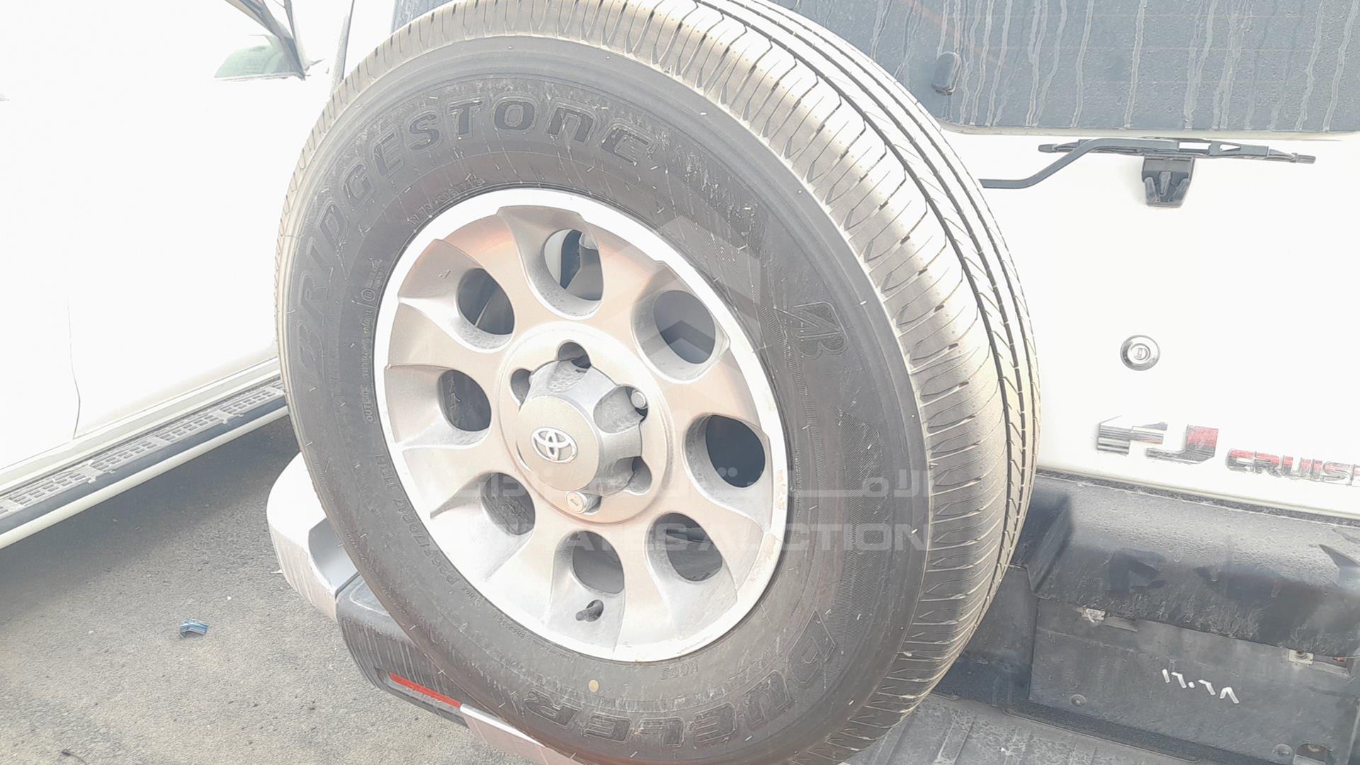 2013 TOYOTA FJ CRUISER VIN: JTEBU11F9DK171633