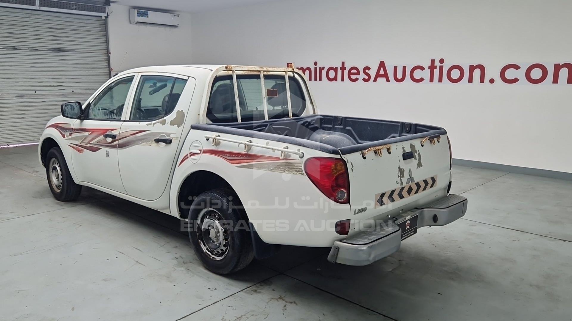 2014 MITSUBISHI L 200 VIN: MMBJNKA50ED004709