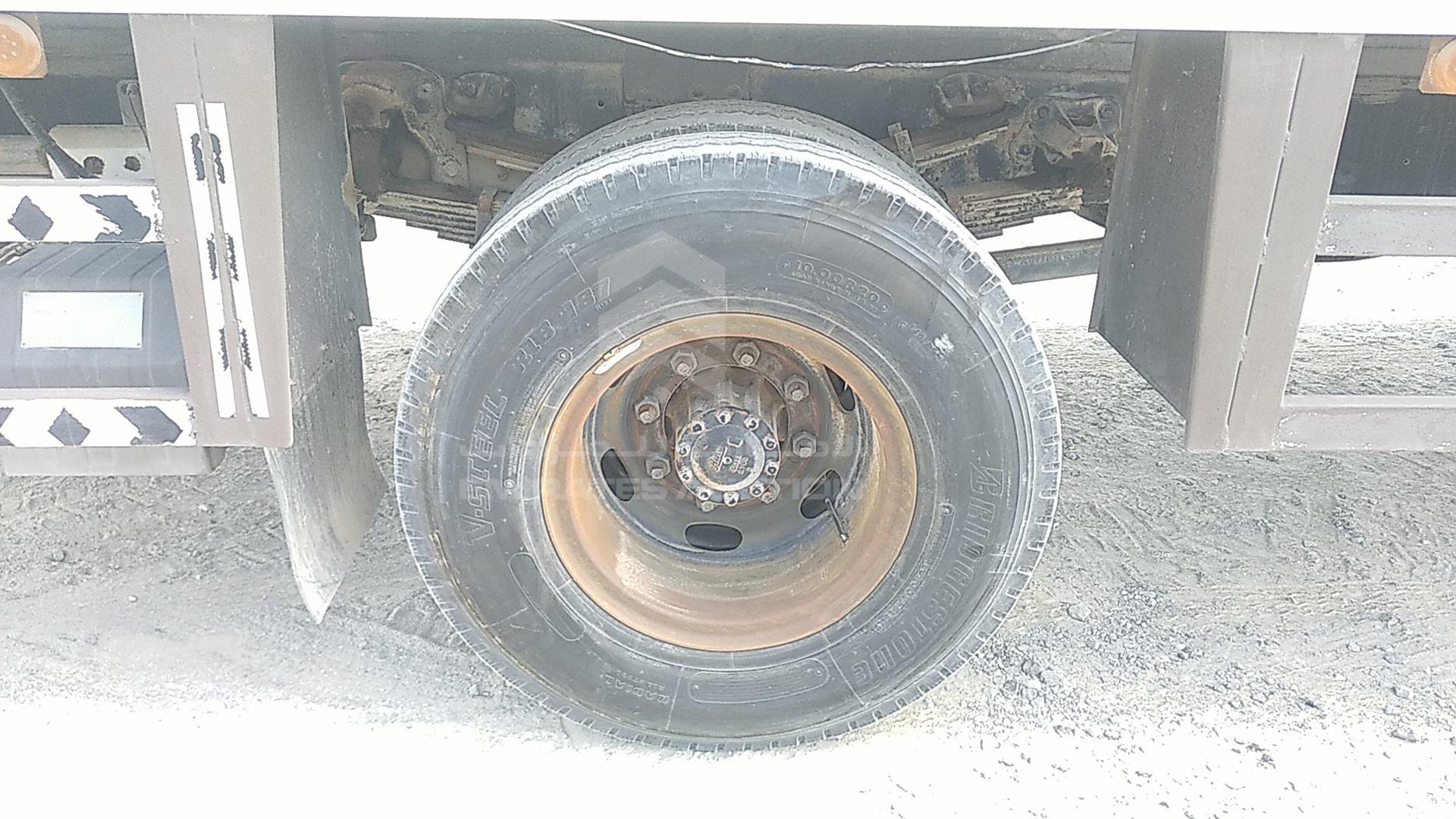 2011 HINO 500 VIN: JHDFG1JP6B1S18432