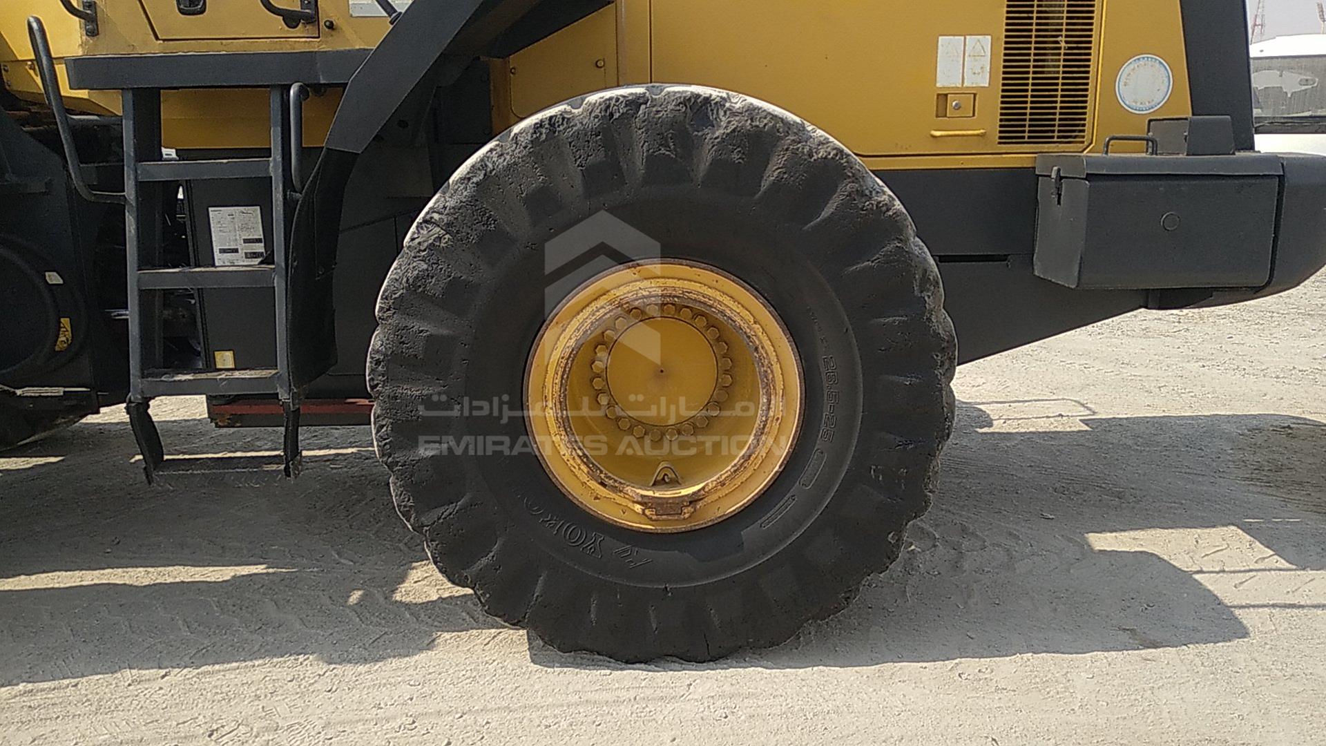 2014 KOMATSU WA470-5 VIN: W09570142