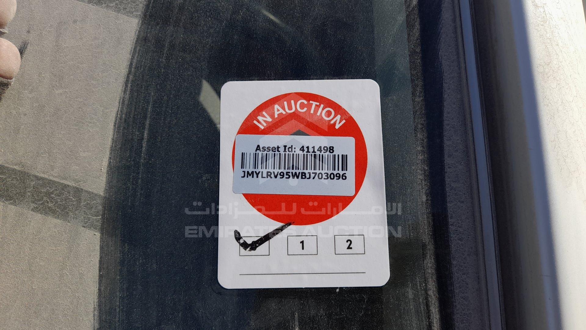 2011 MITSUBISHI PAJERO VIN: JMYLRV95WBJ703096