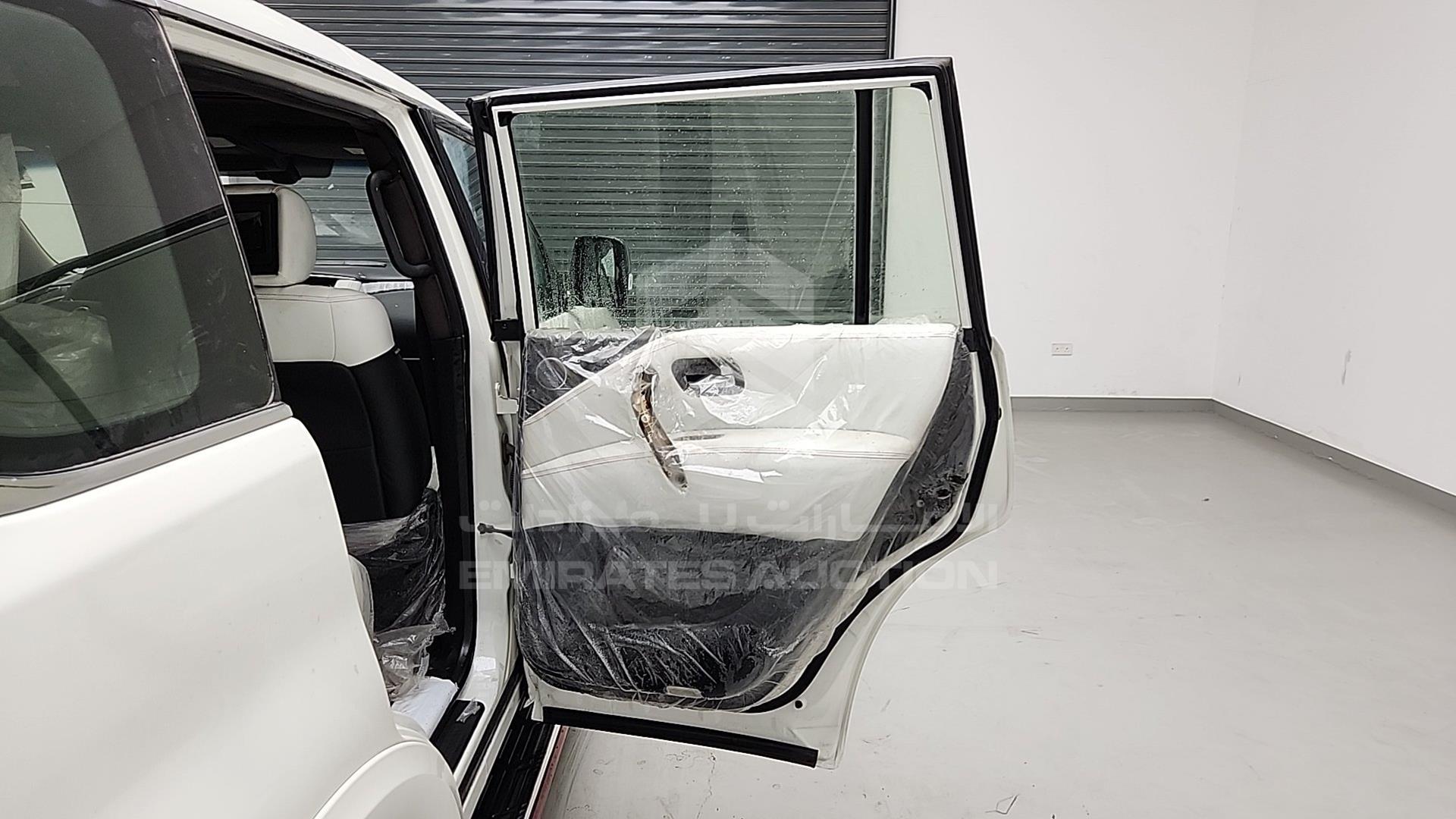 2015 NISSAN PATROL VIN: JN8AY2NY4F9111134