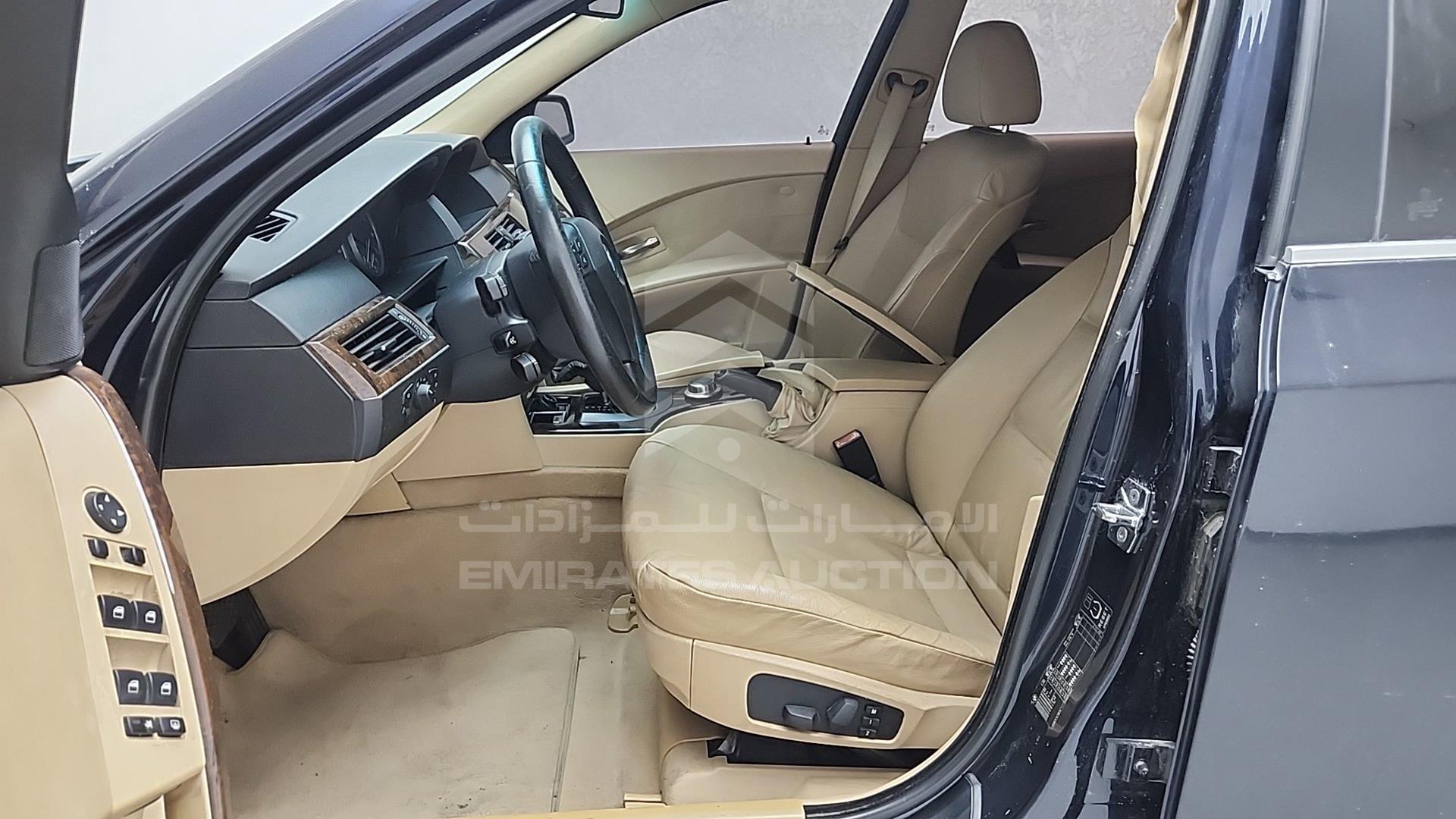 0 BMW 523I VIN: WBANE310X0B953095