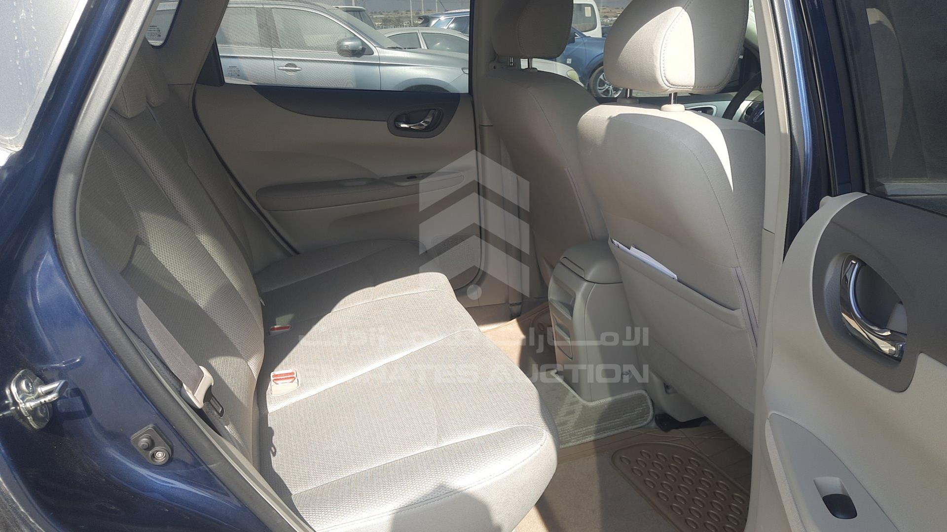 2016 NISSAN TIIDA VIN: MNTAC2C98G6001947