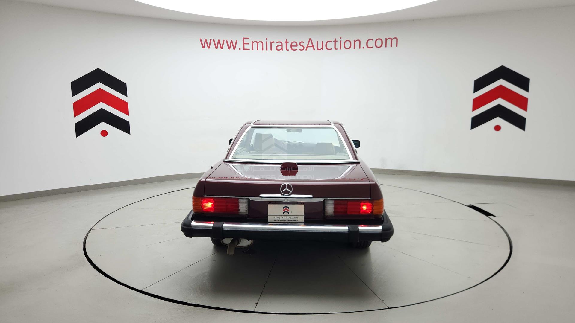 1987 MERCEDES SL 560 VIN: WDBBA48DXHA062949
