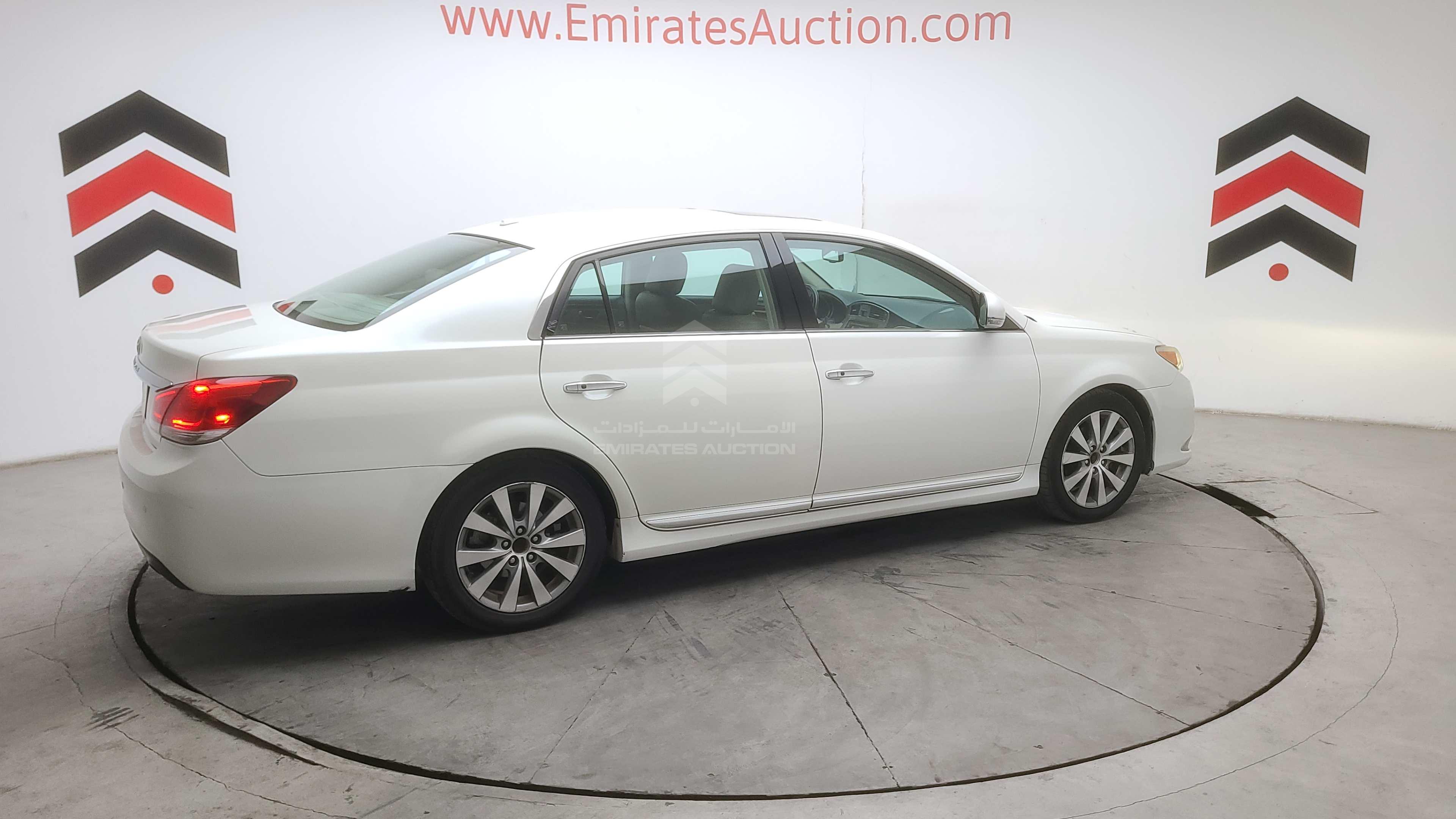 4T1BK36B2BU405586 - 2011 Toyota Avalon - #489716